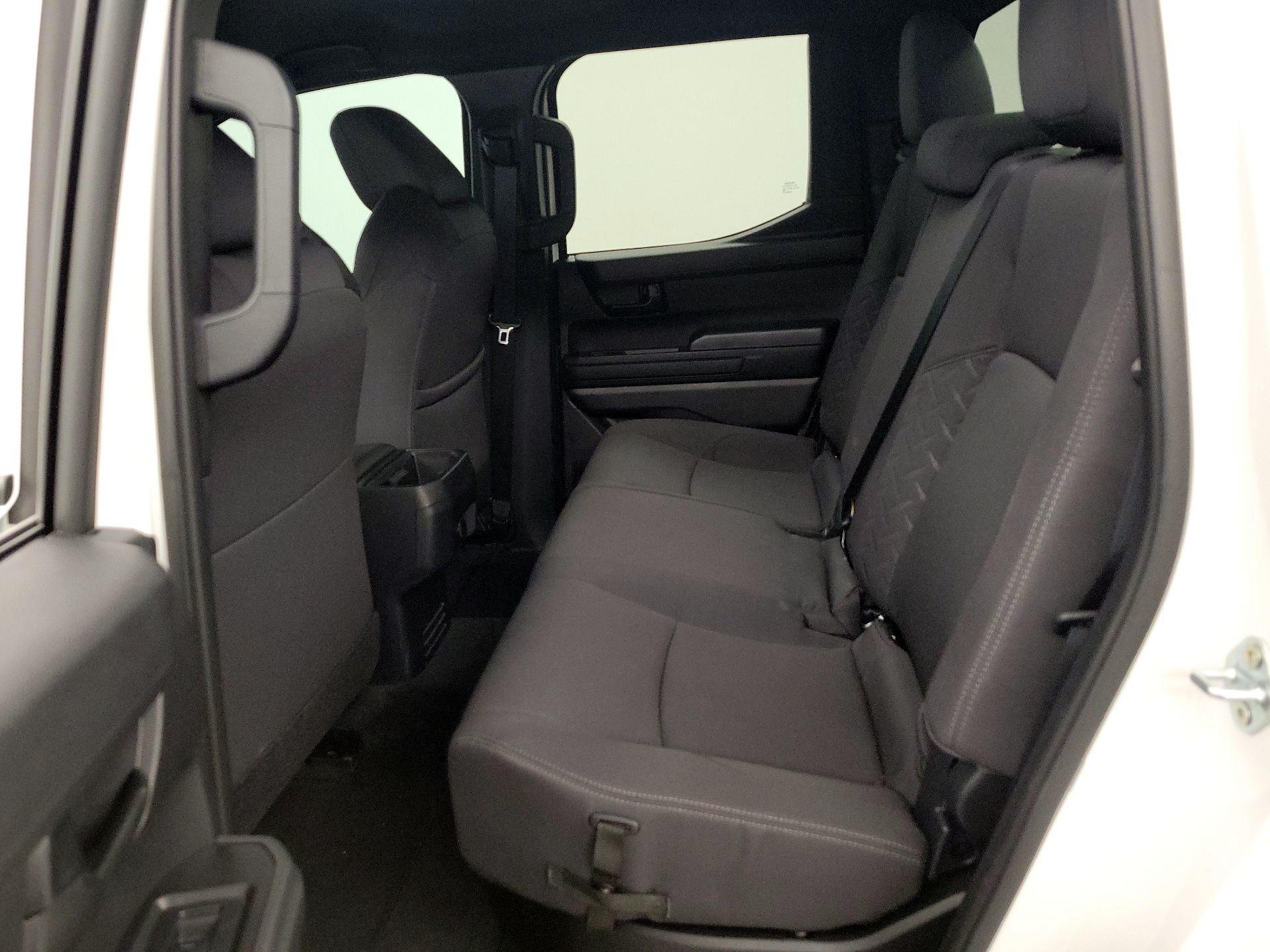 Thumbnail: 2024 Toyota Tacoma - 19