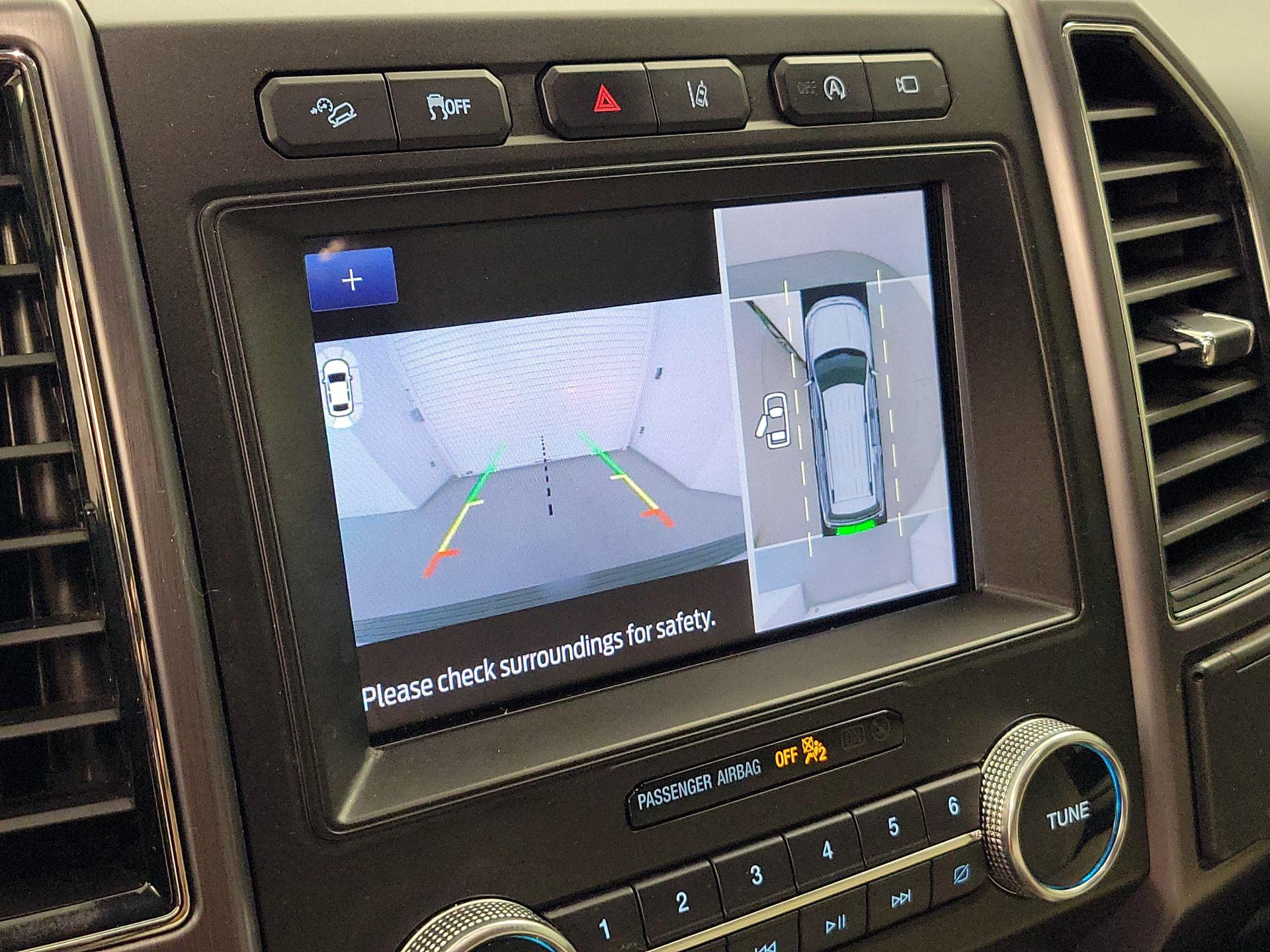 Thumbnail: 2020 Ford Expedition - 15