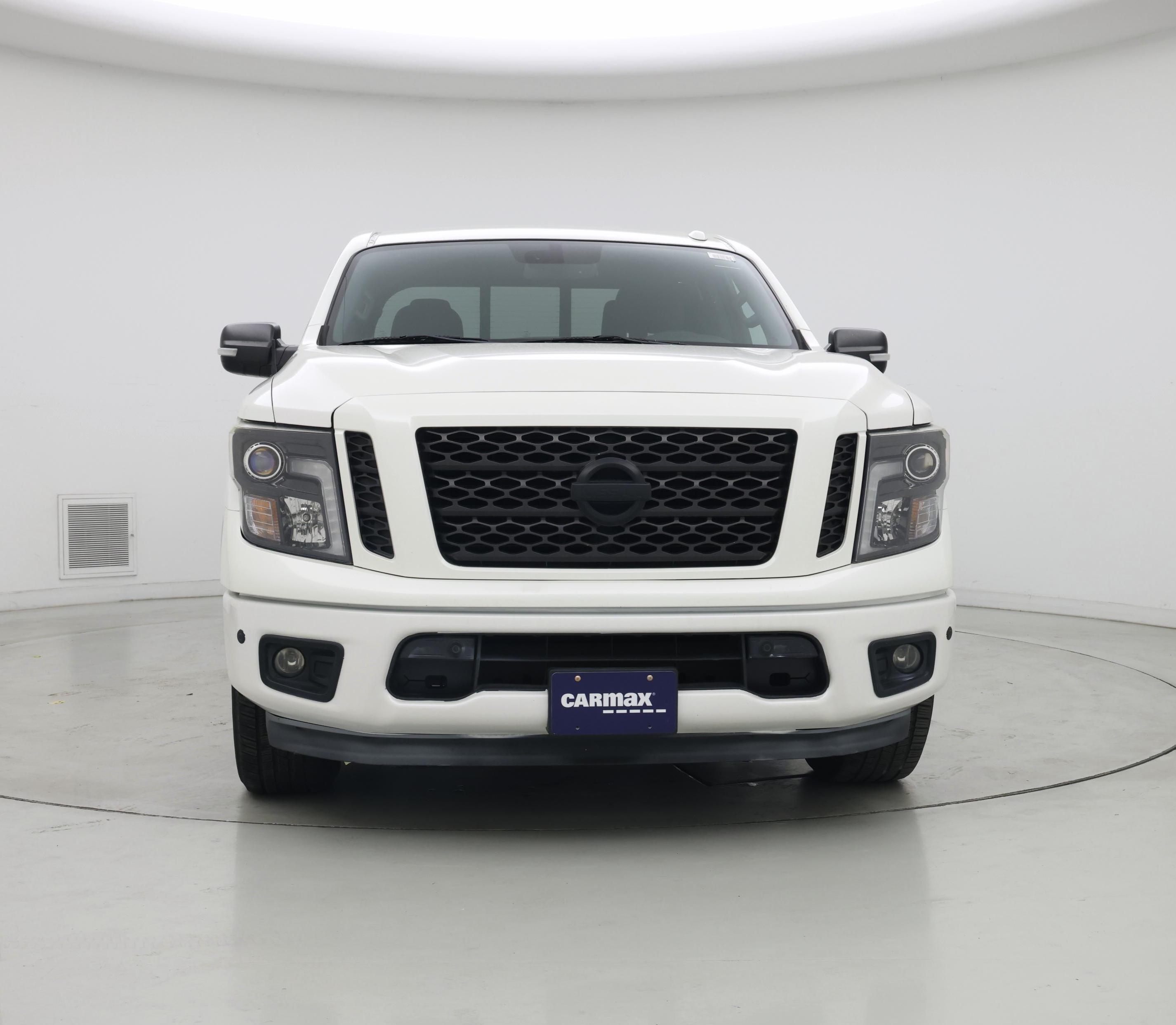 Thumbnail: 2018 Nissan Titan - 5