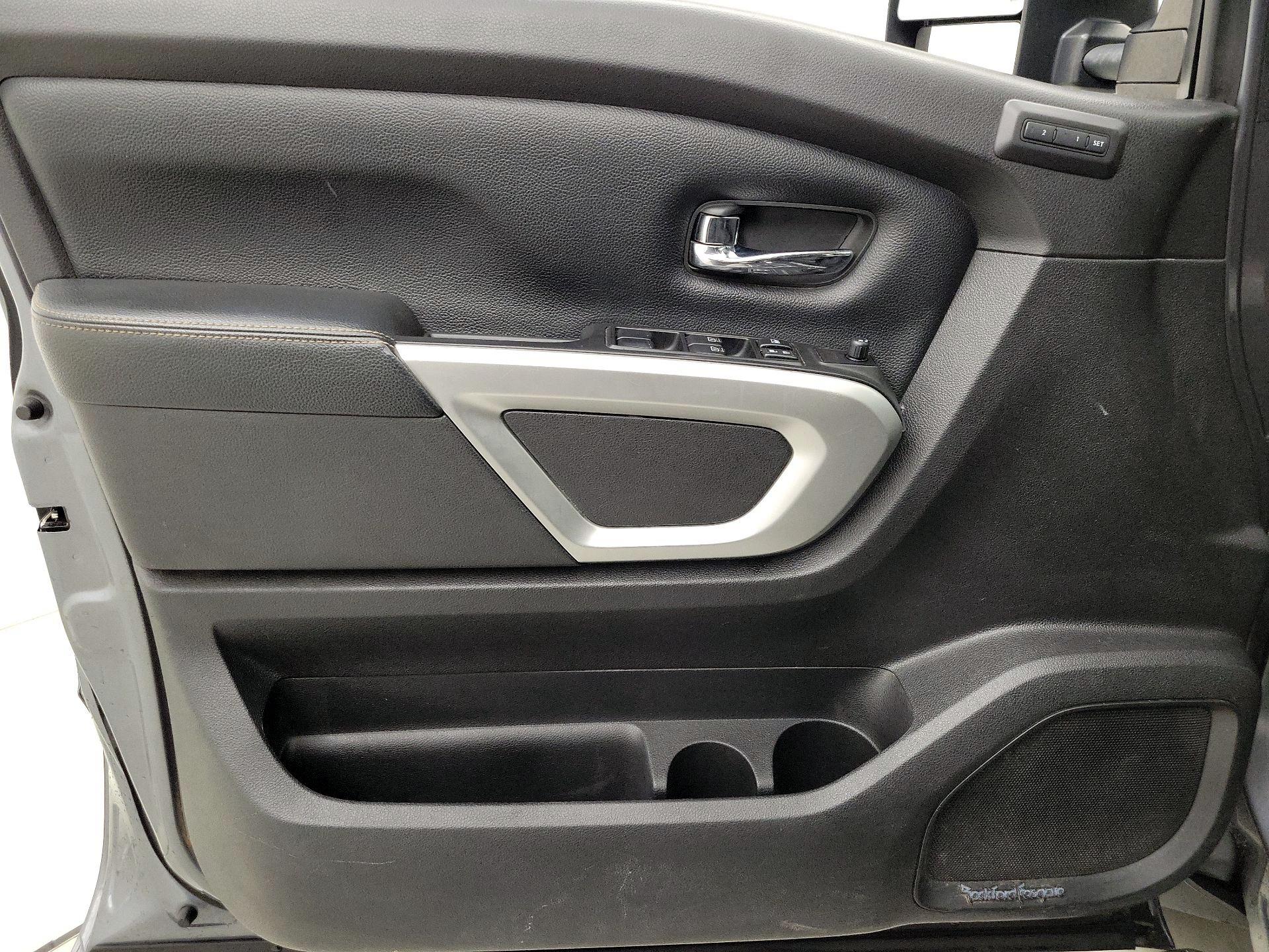 Thumbnail: 2018 Nissan Titan - 12