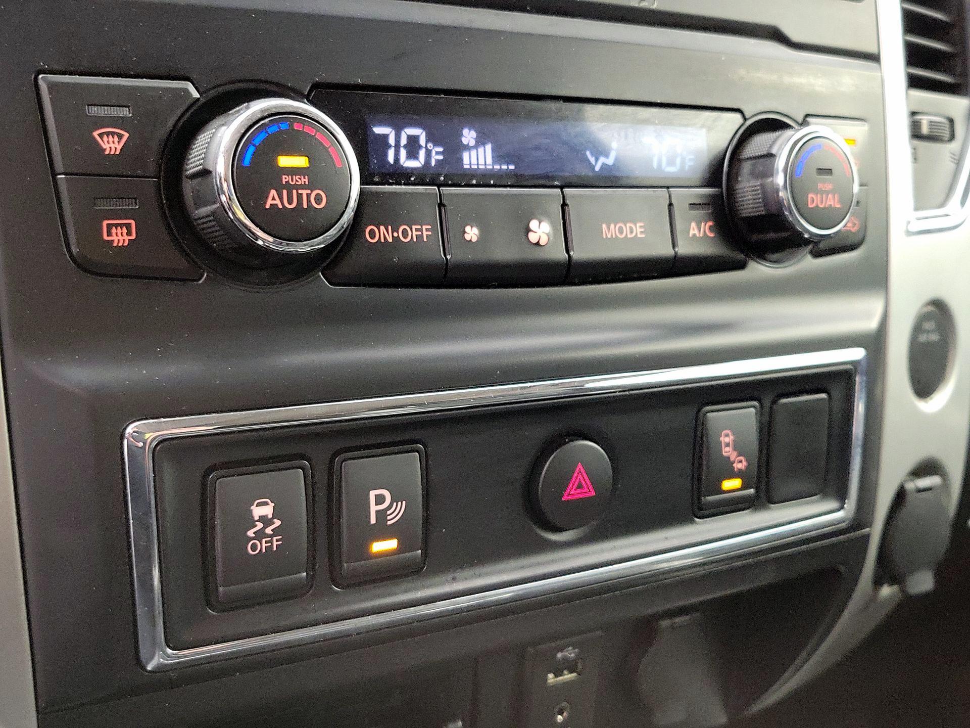 Thumbnail: 2018 Nissan Titan - 17