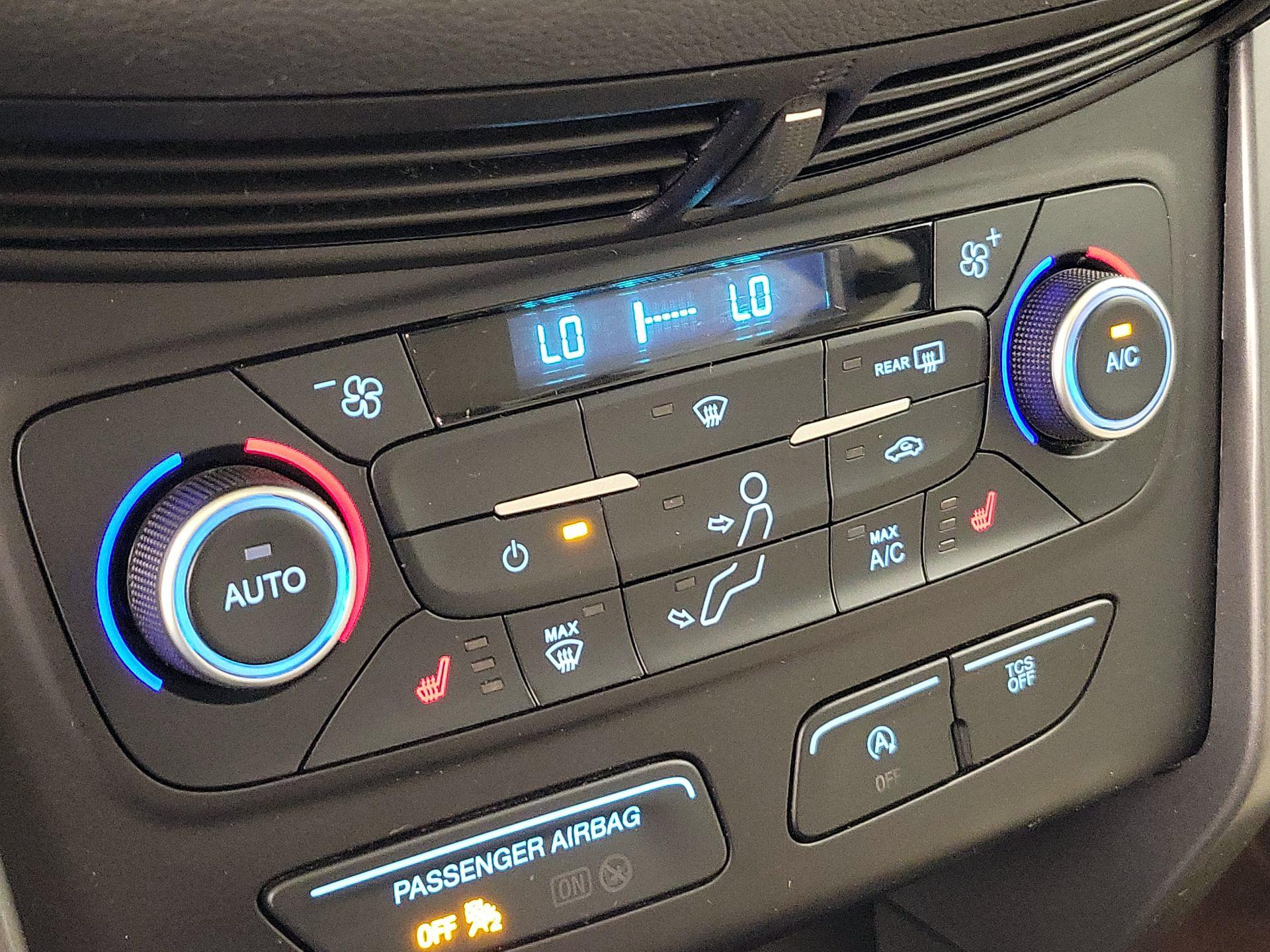 Thumbnail: 2018 Ford Escape - 16