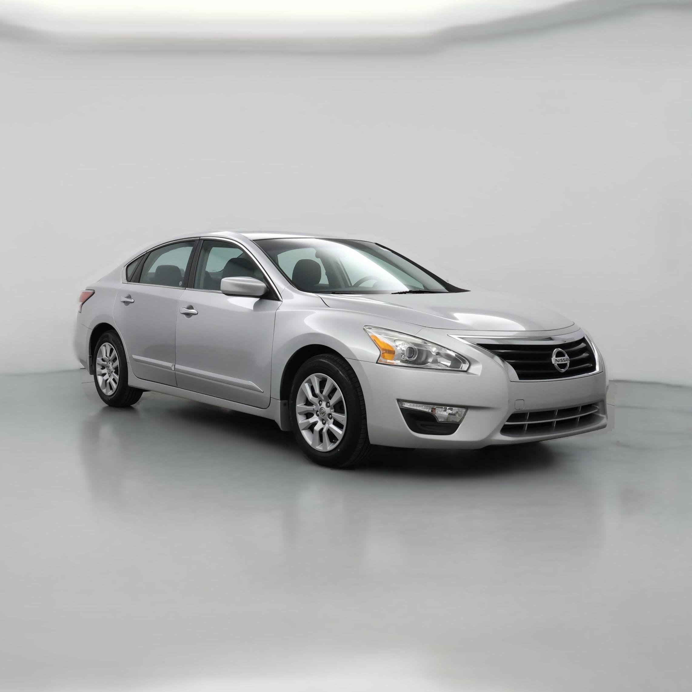 Thumbnail: 2015 Nissan Altima - 1