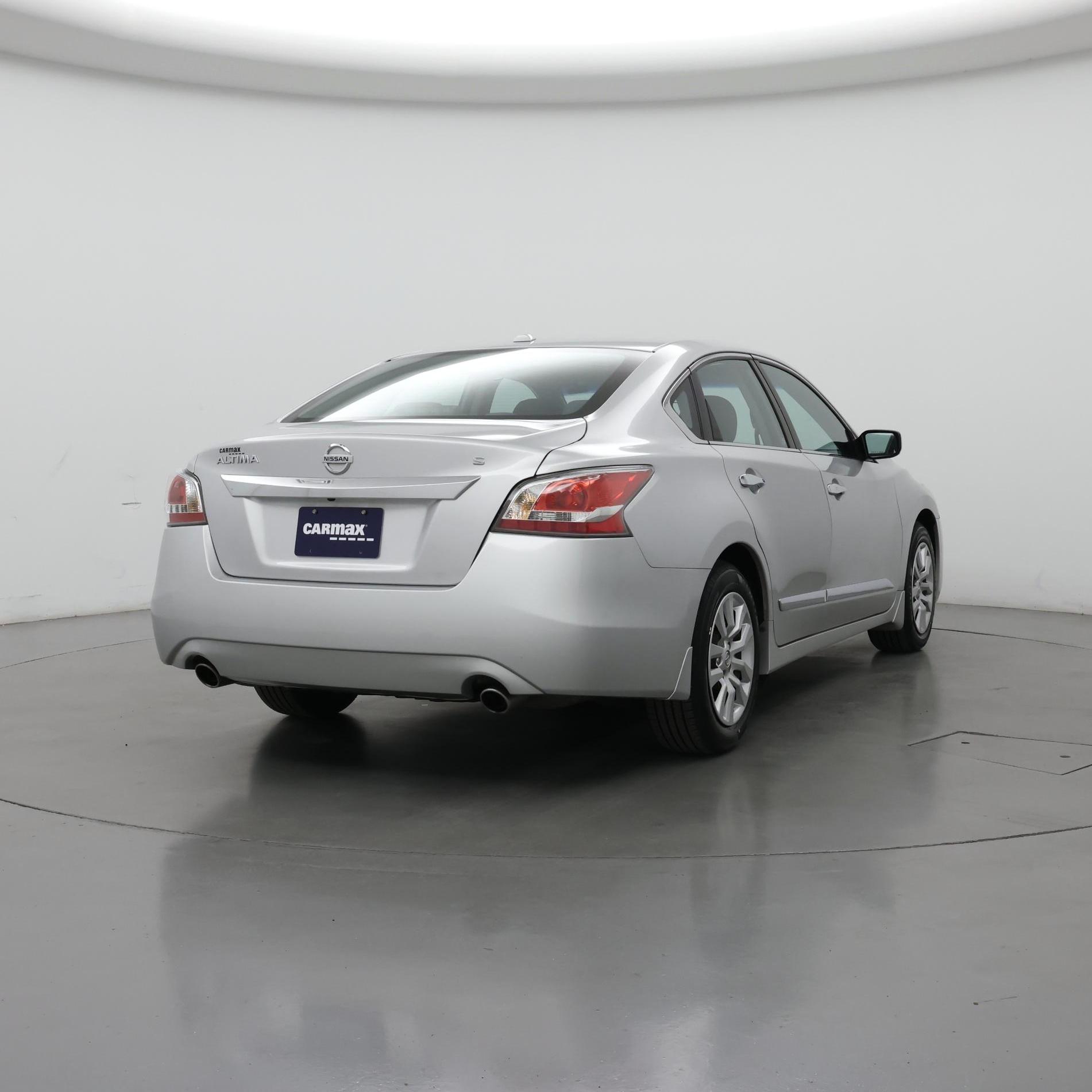 Thumbnail: 2015 Nissan Altima - 8