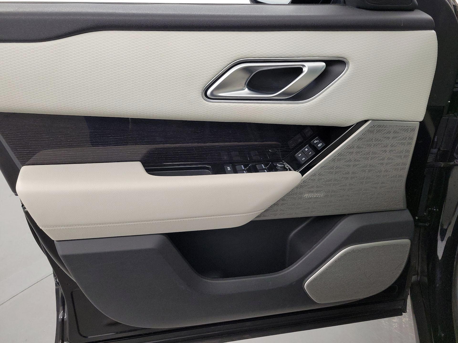 Thumbnail: 2019 Land Rover Range Rover Velar - 12