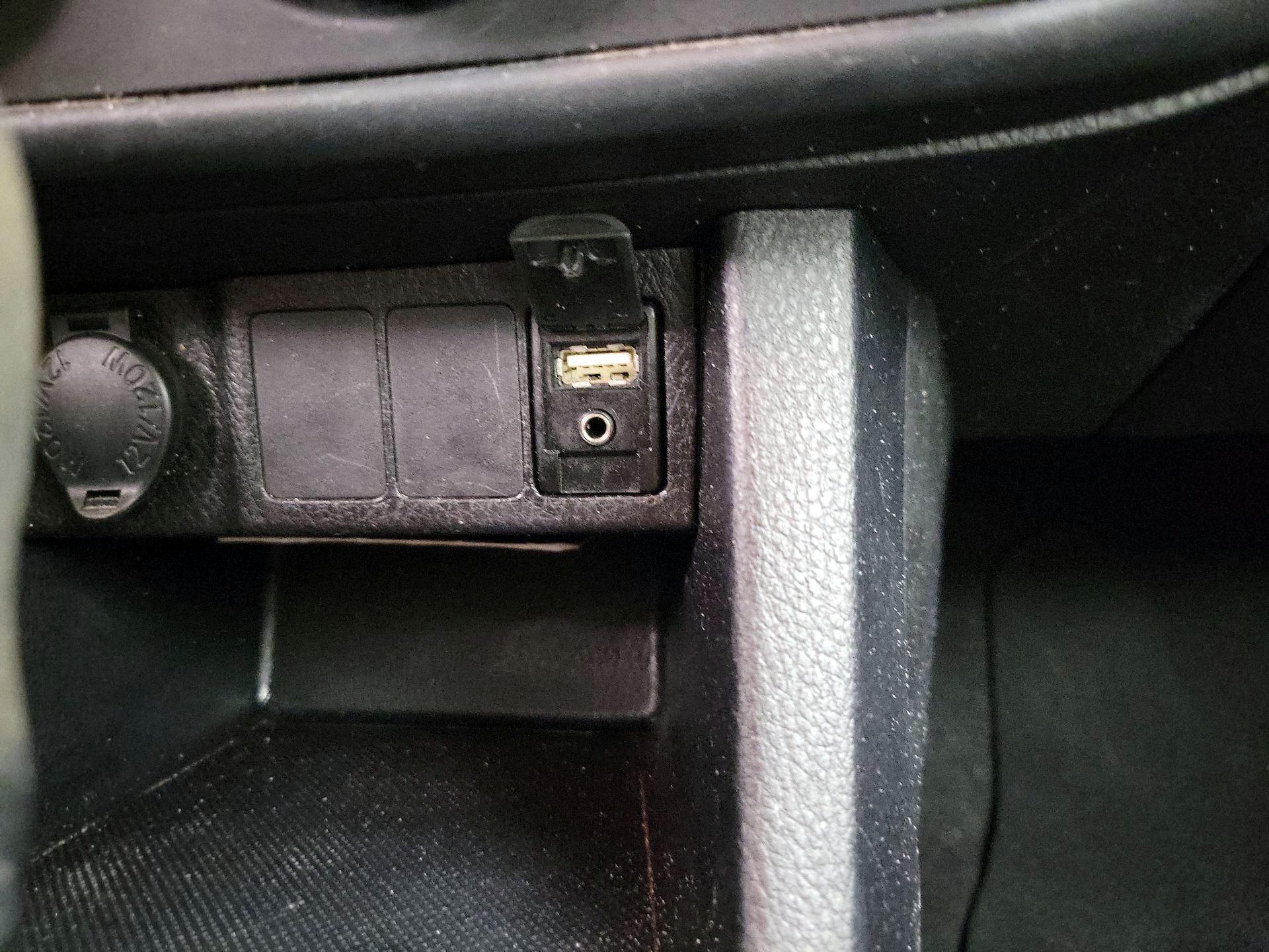 Thumbnail: 2017 Toyota Corolla - 18