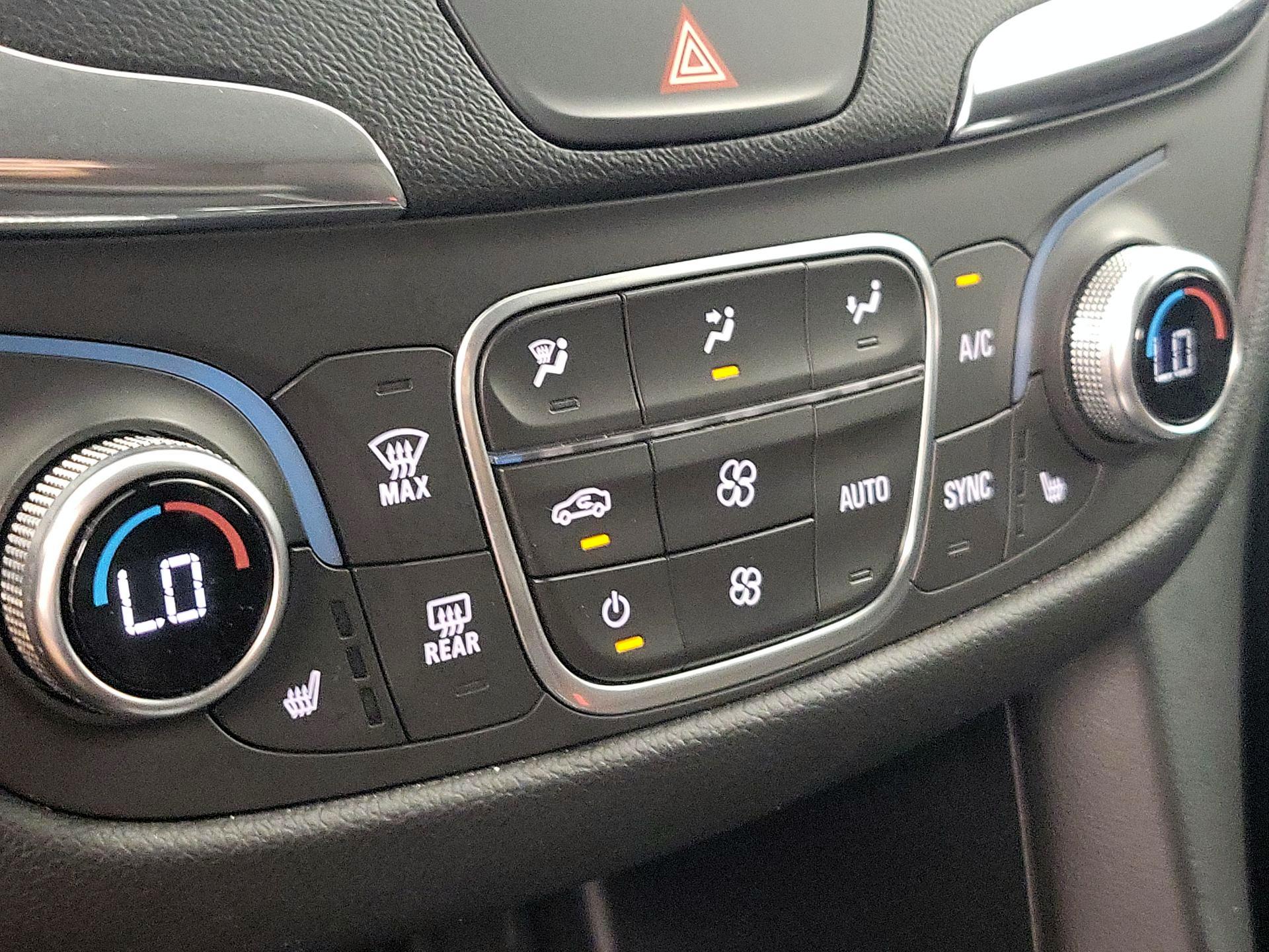 Thumbnail: 2019 Chevrolet Equinox - 16