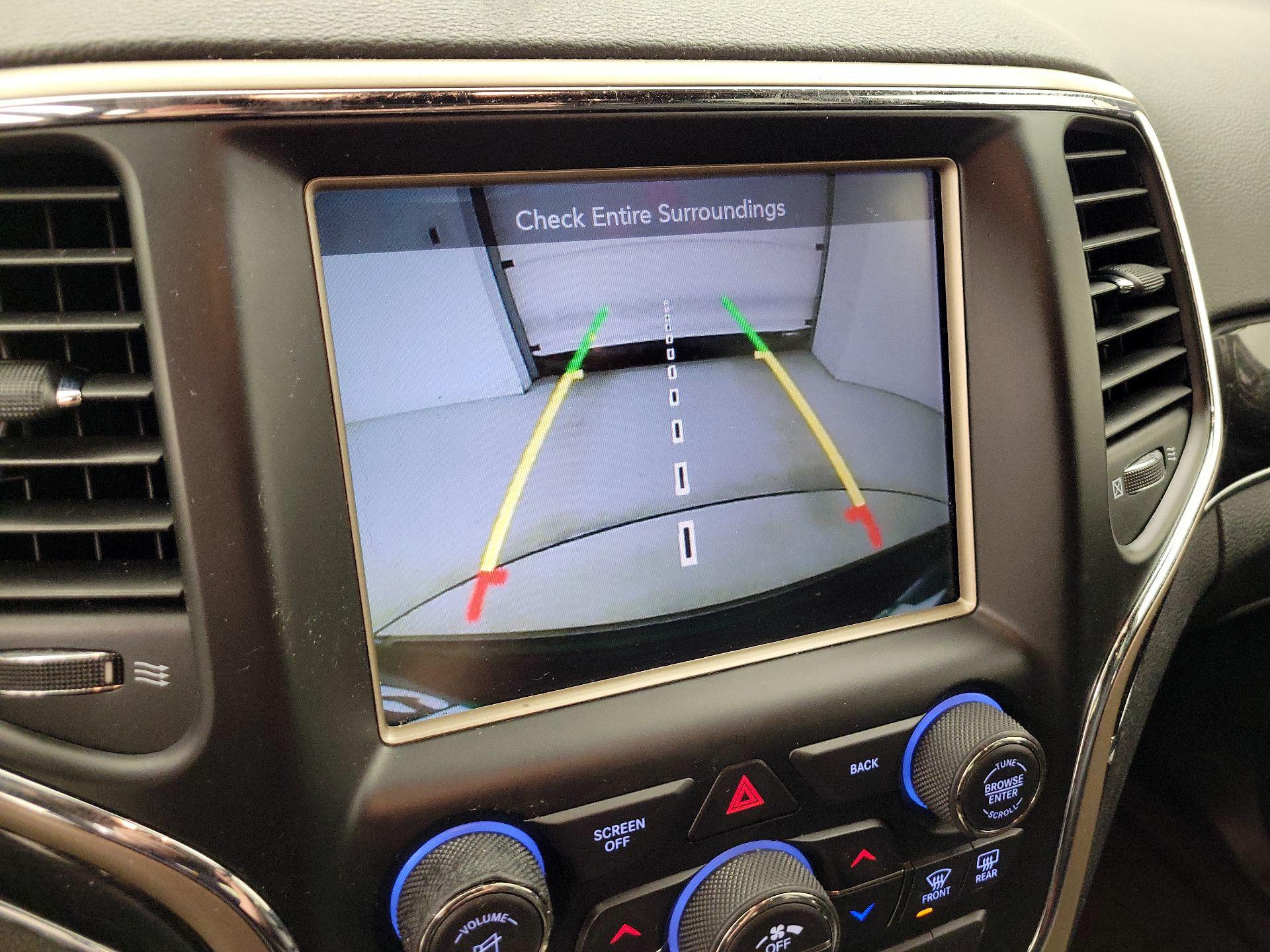 Thumbnail: 2016 Jeep Grand Cherokee - 15