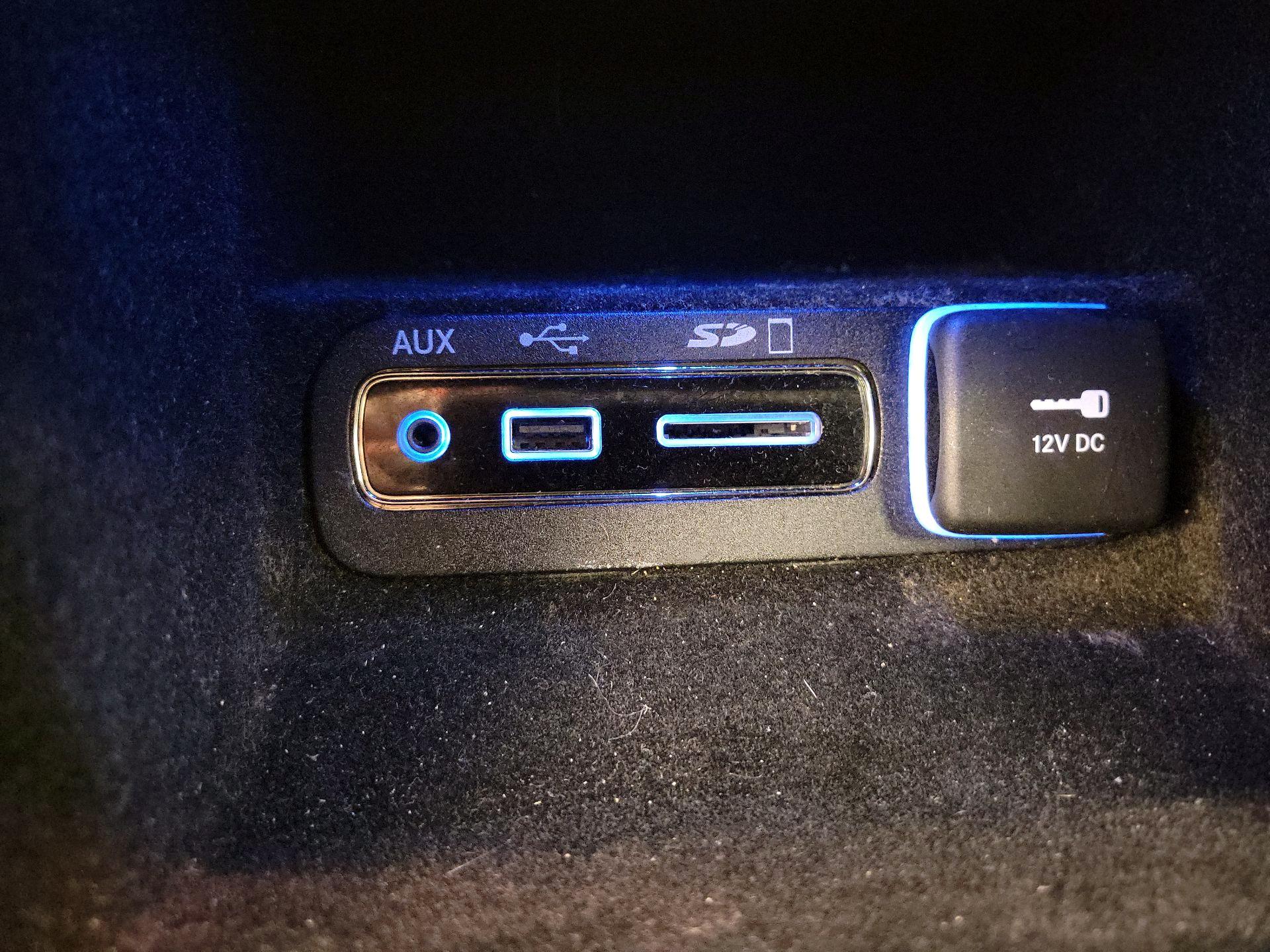 Thumbnail: 2016 Jeep Grand Cherokee - 19