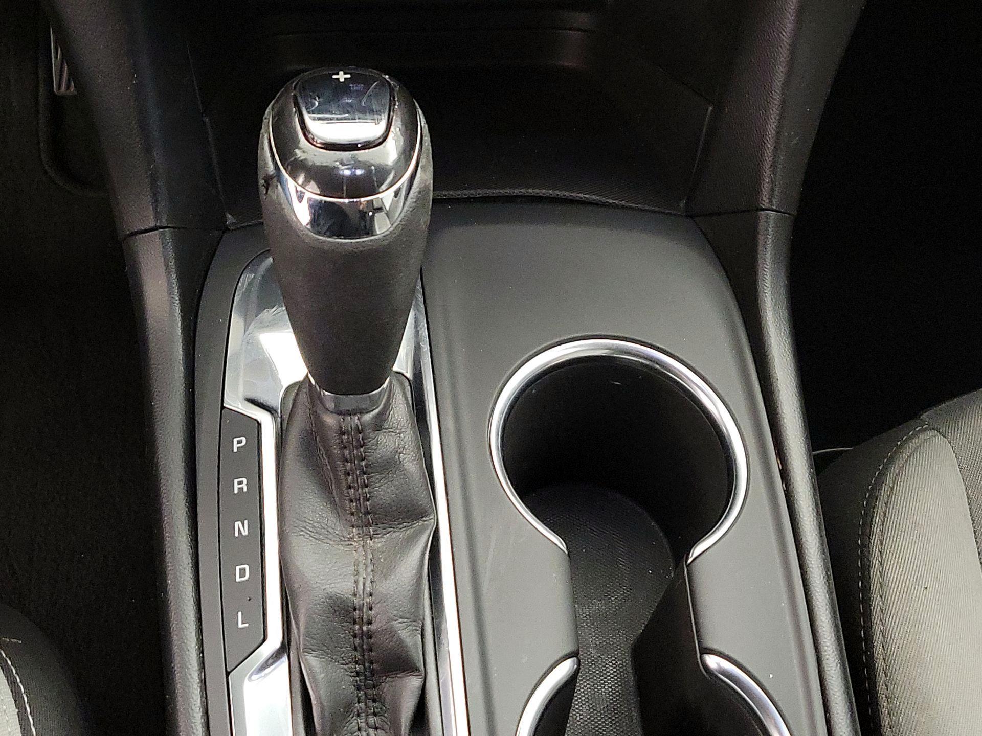 Thumbnail: 2019 Chevrolet Equinox - 17