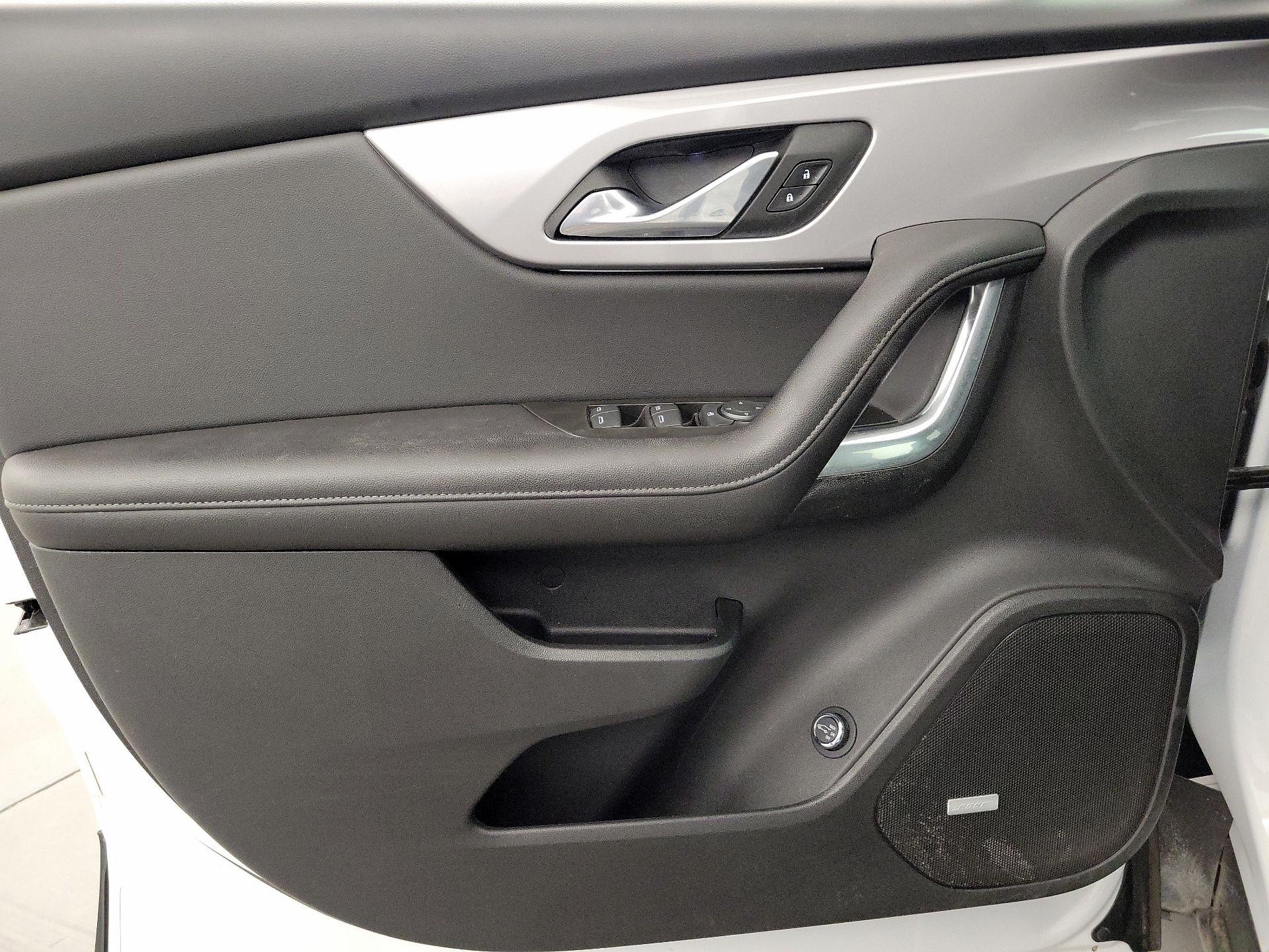 Thumbnail: 2022 Chevrolet Blazer - 12