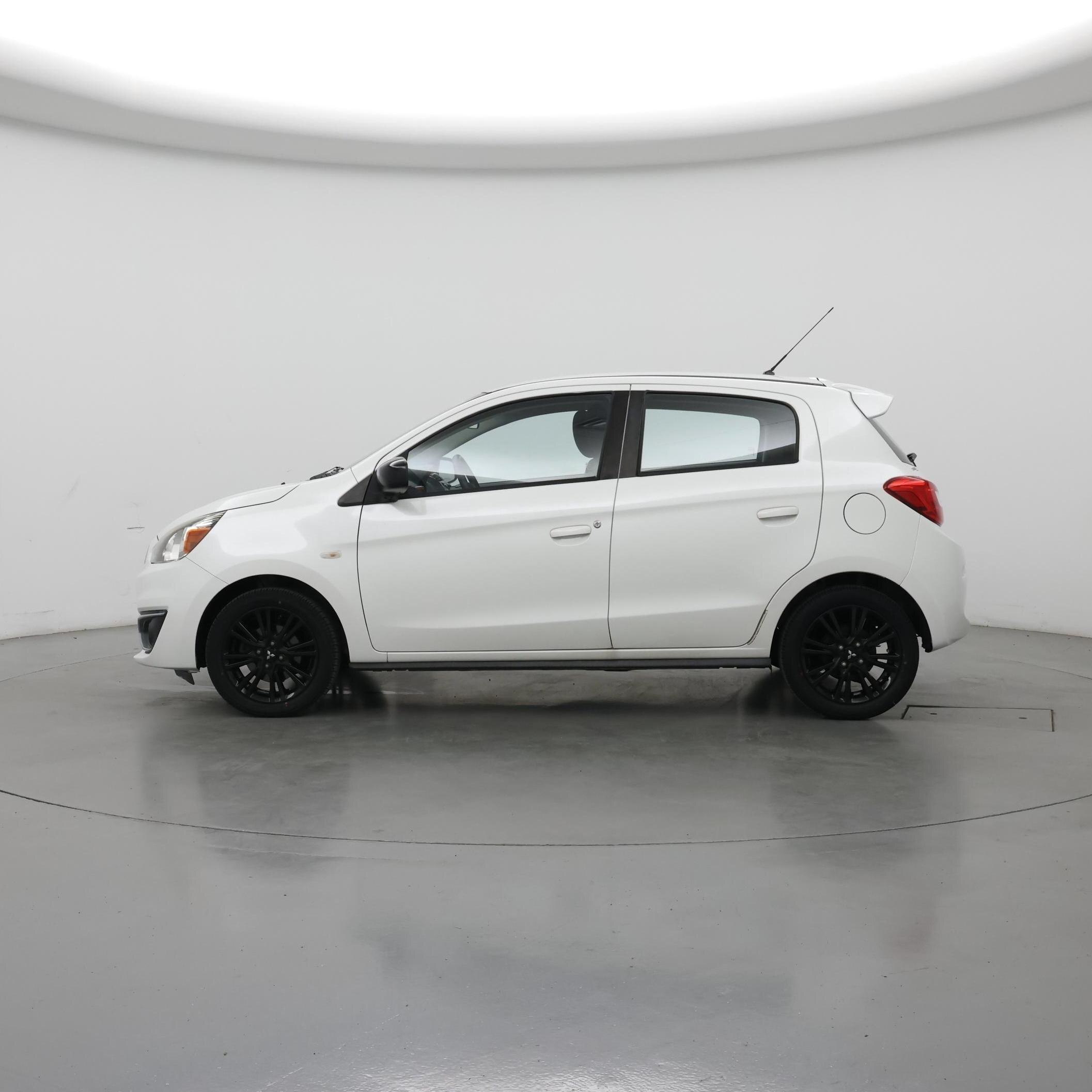 Thumbnail: 2019 Mitsubishi Mirage - 3