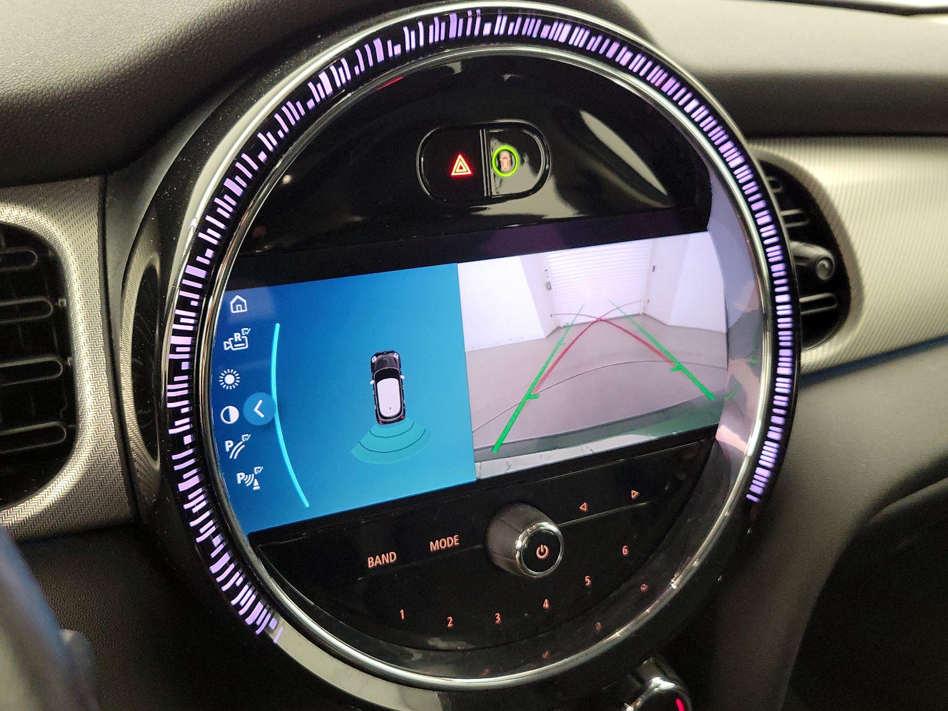 Thumbnail: 2022 MINI Cooper Hardtop - 15