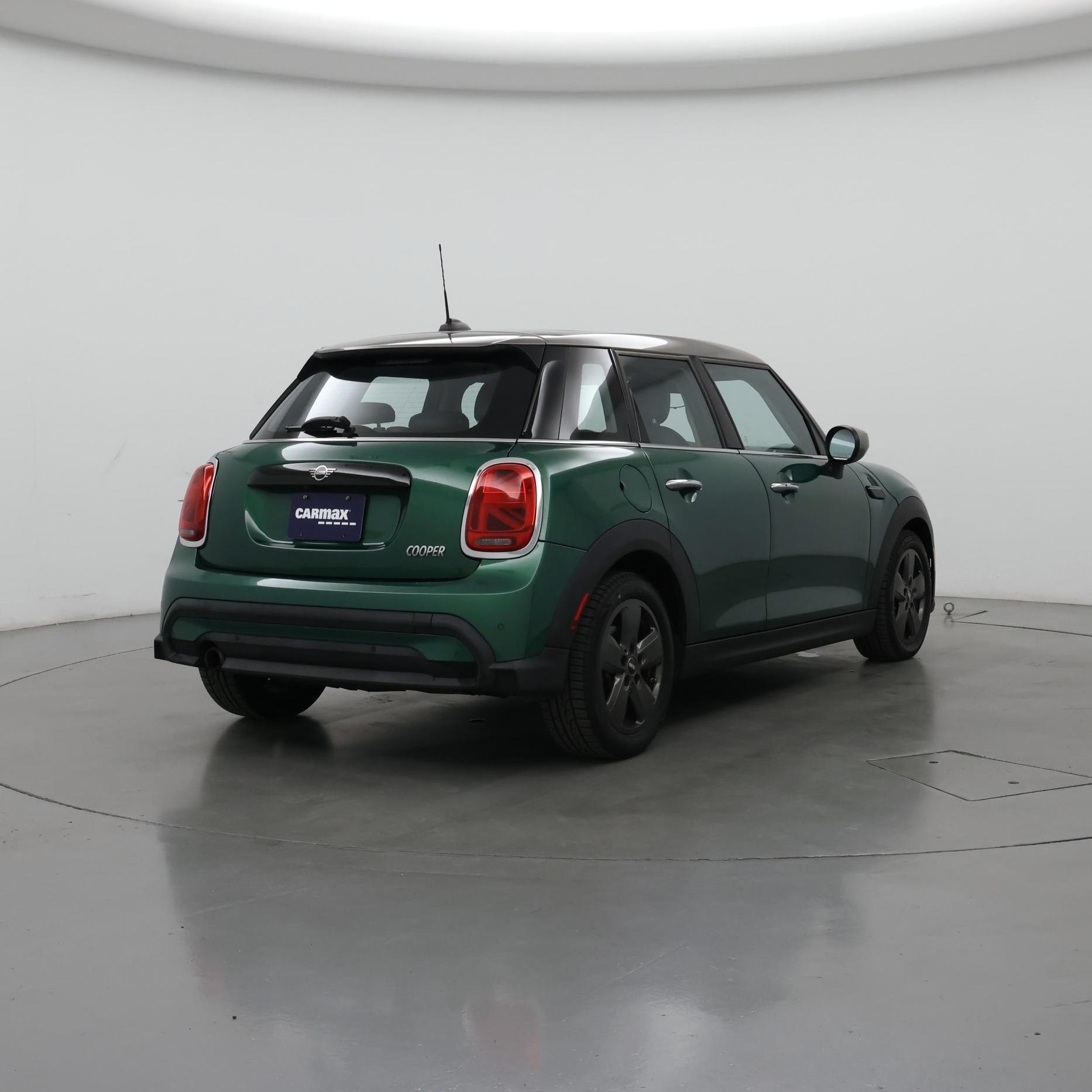 Thumbnail: 2022 MINI Cooper Hardtop - 8
