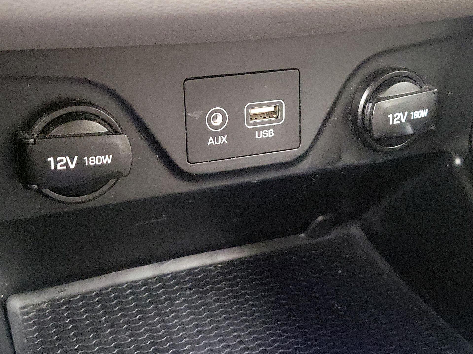 Thumbnail: 2018 Hyundai Tucson - 18