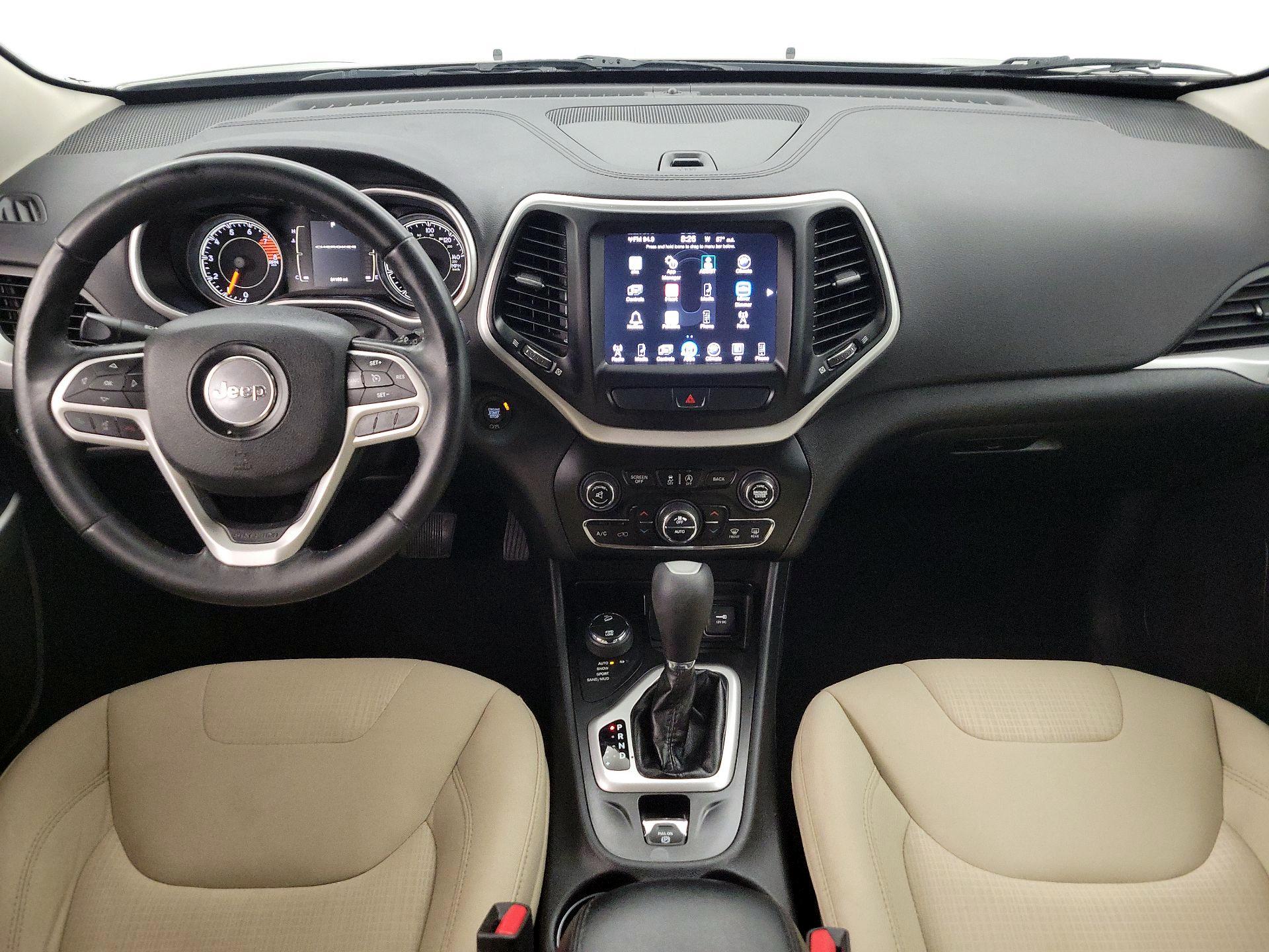 Thumbnail: 2017 Jeep Cherokee - 9