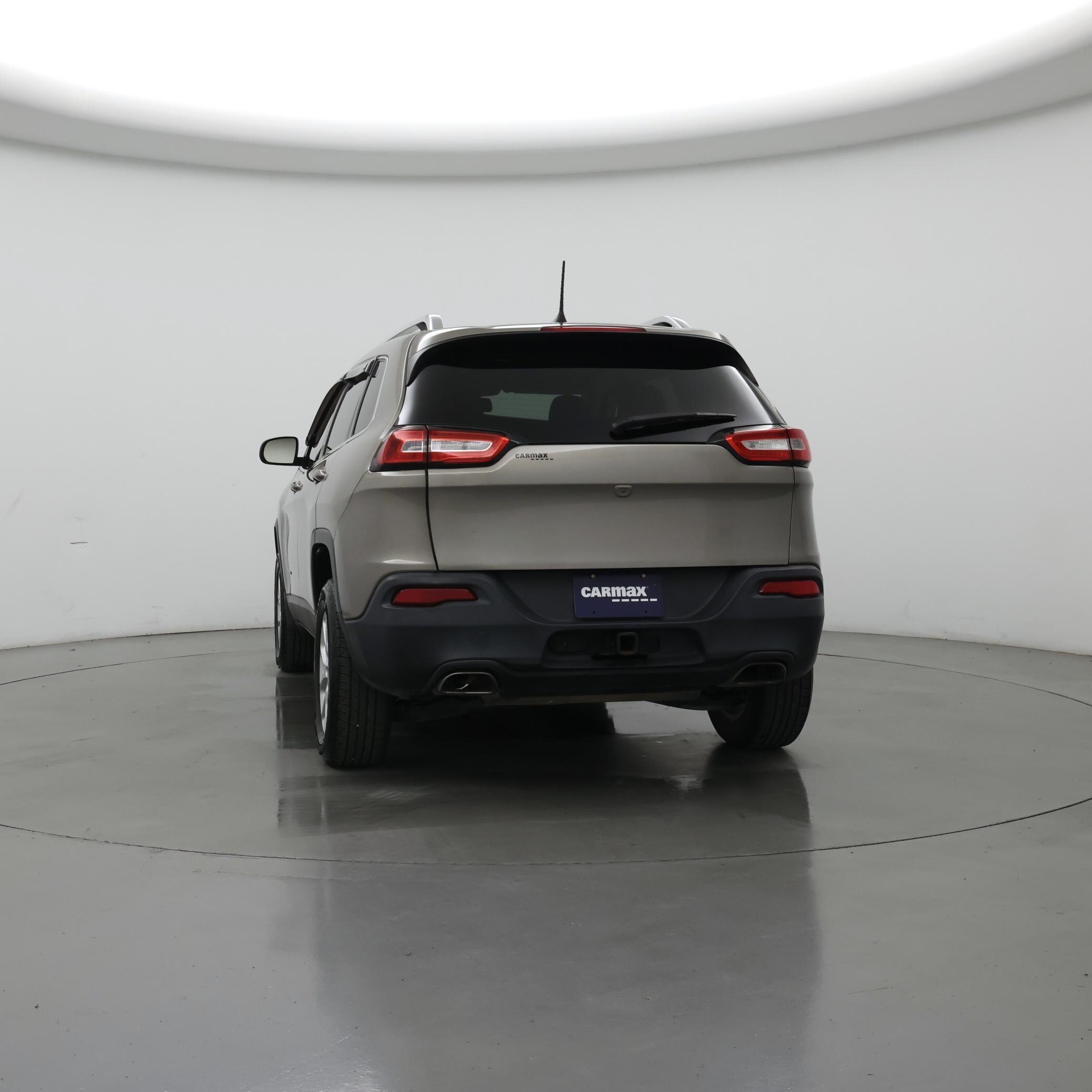 Thumbnail: 2017 Jeep Cherokee - 6