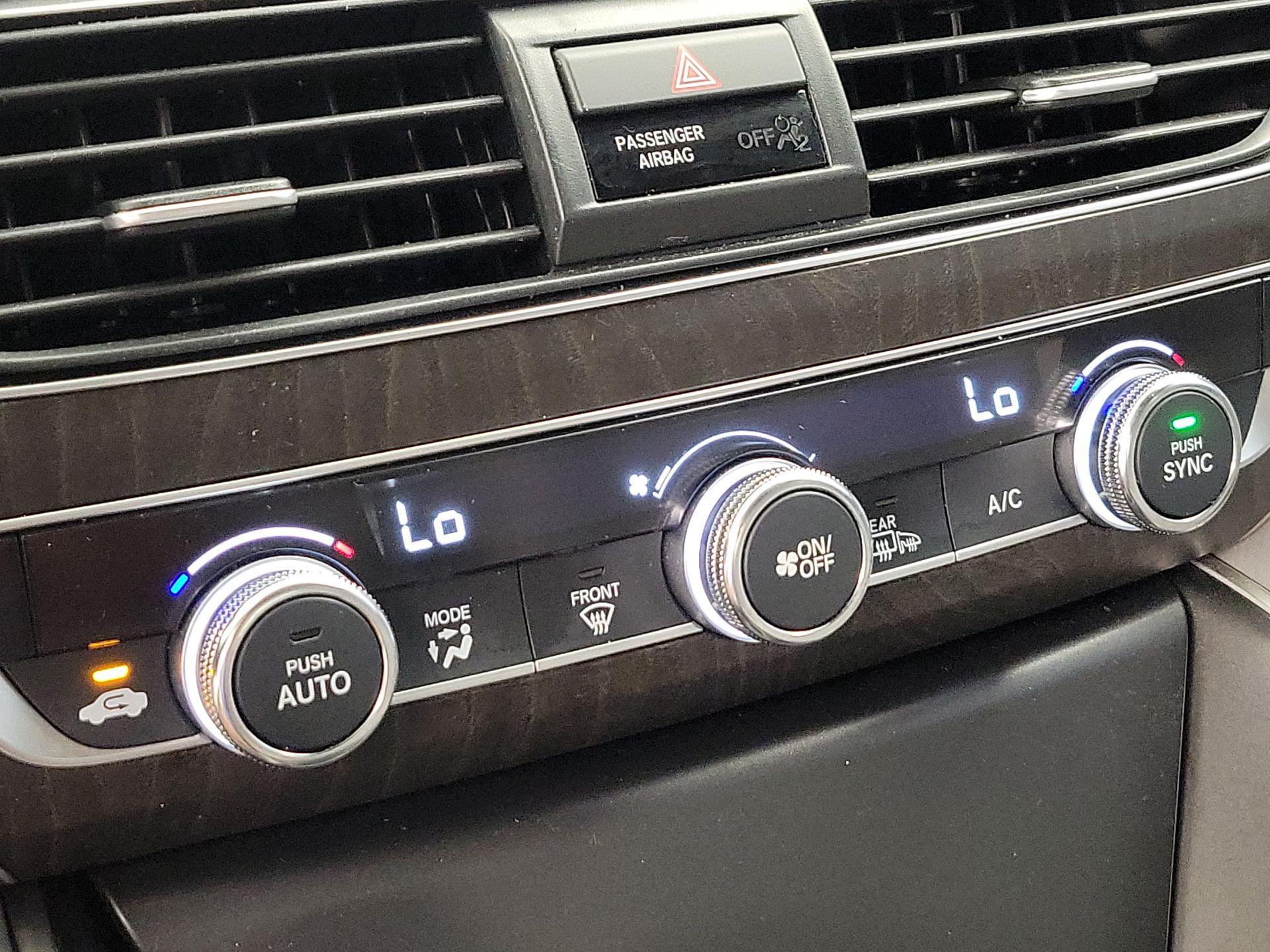 Thumbnail: 2018 Honda Accord - 16