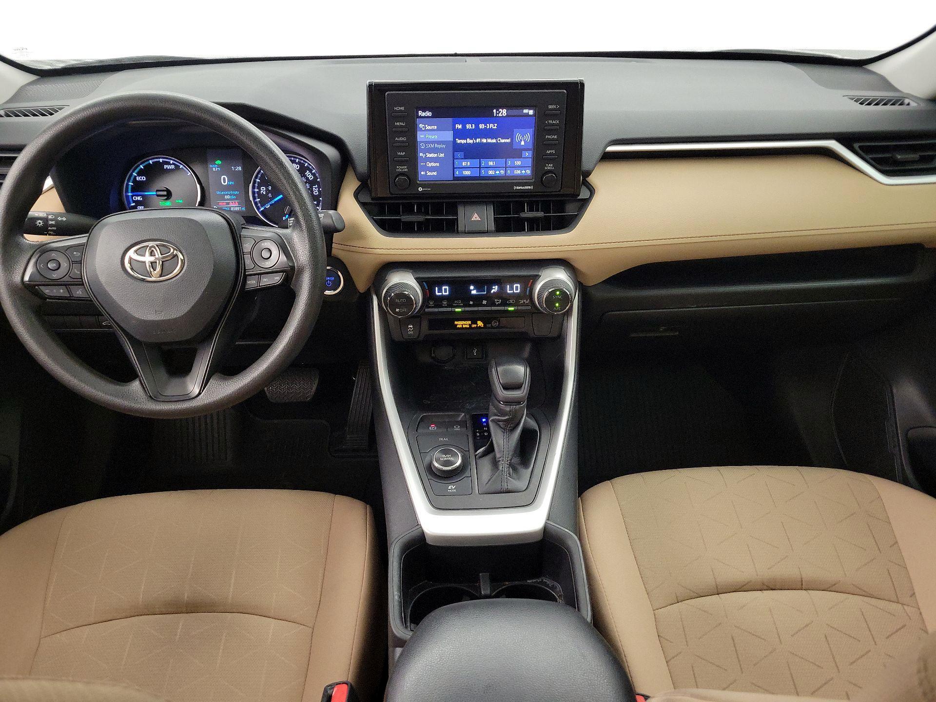 Thumbnail: 2022 Toyota RAV4 - 9