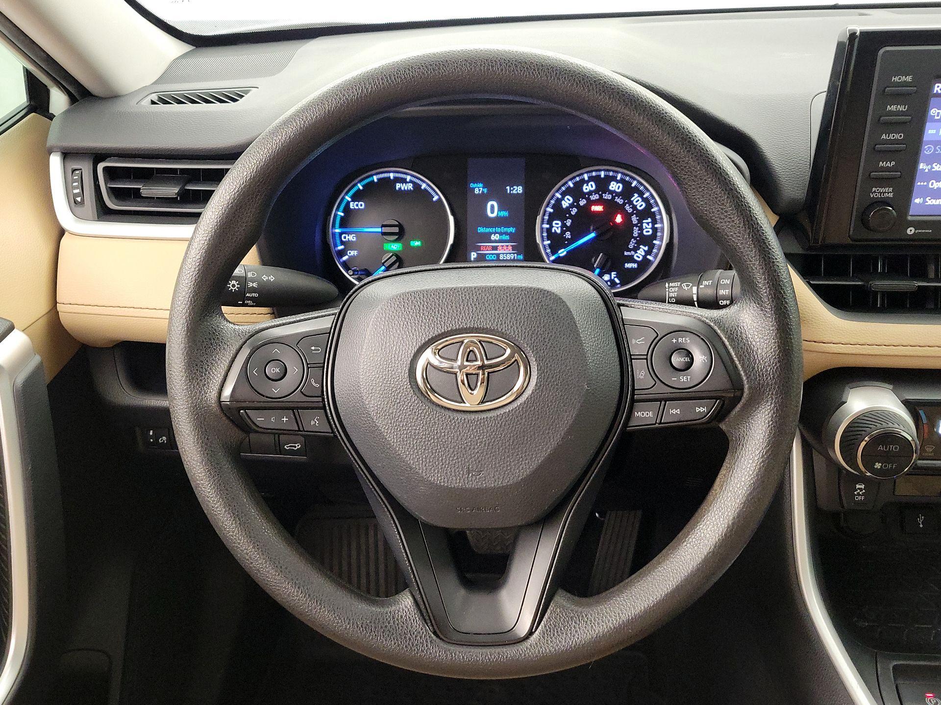 Thumbnail: 2022 Toyota RAV4 - 10