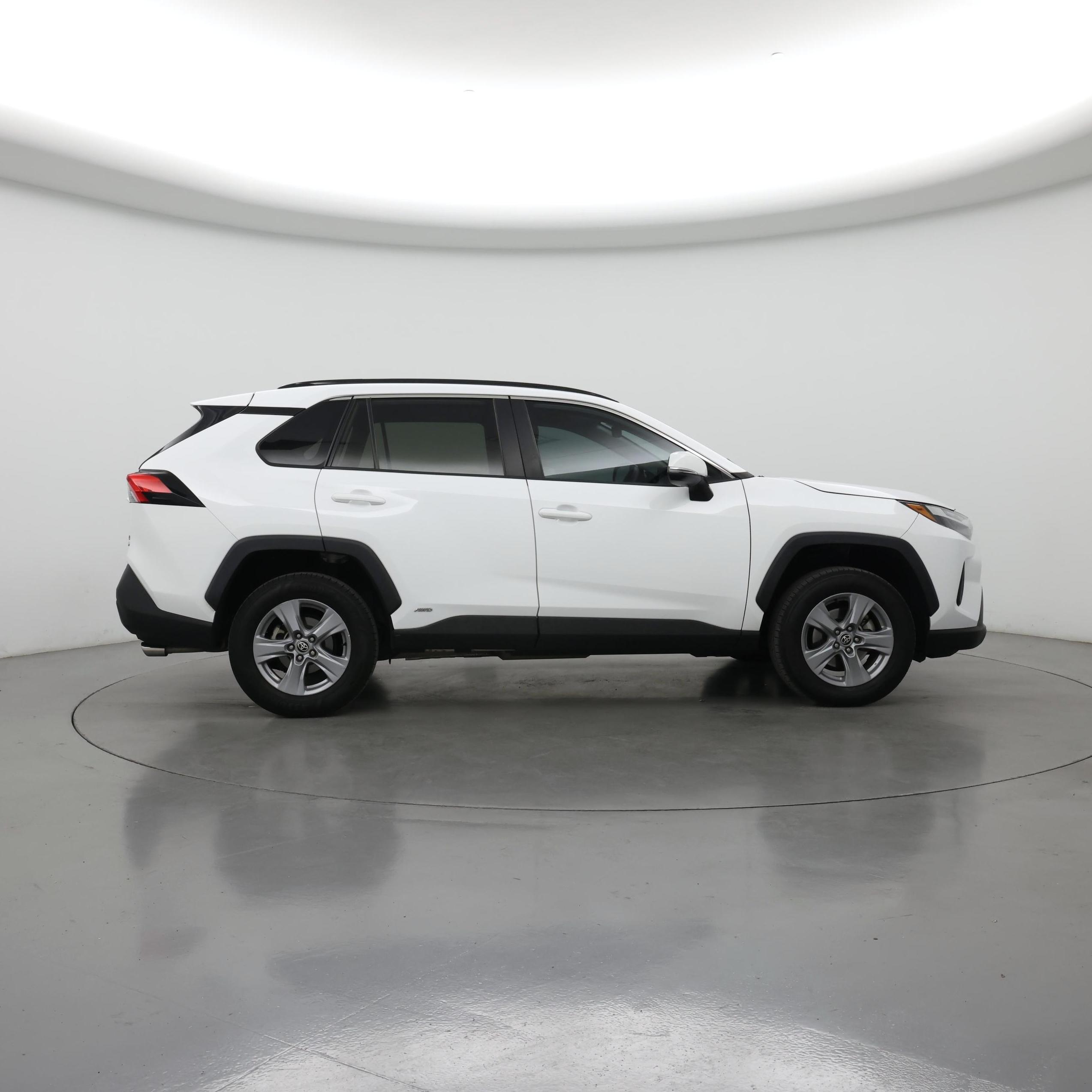 Thumbnail: 2022 Toyota RAV4 - 7