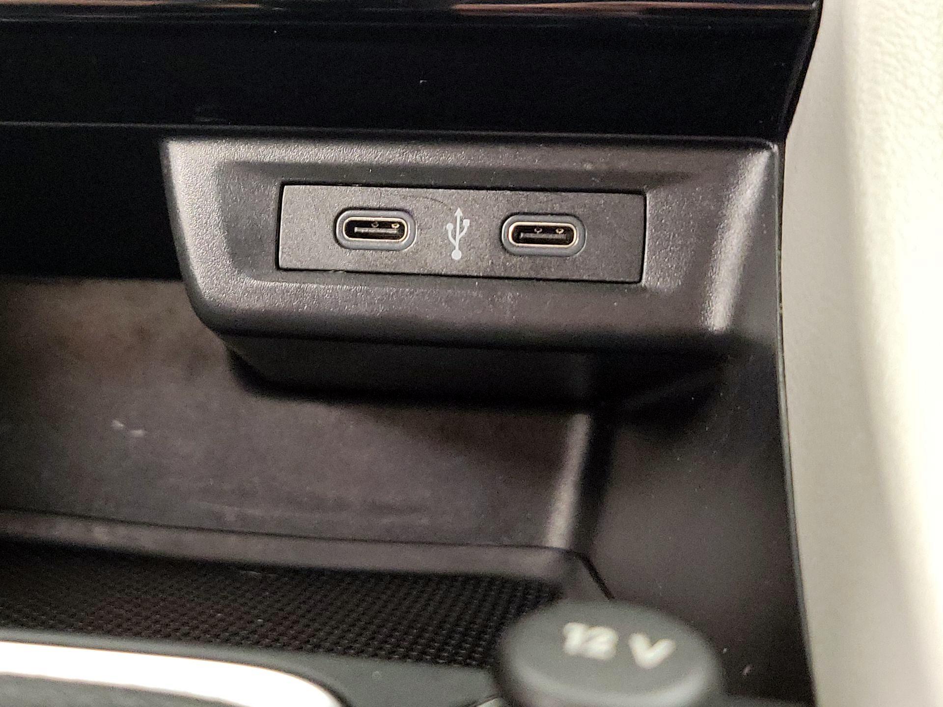 Thumbnail: 2022 Volkswagen Jetta - 18