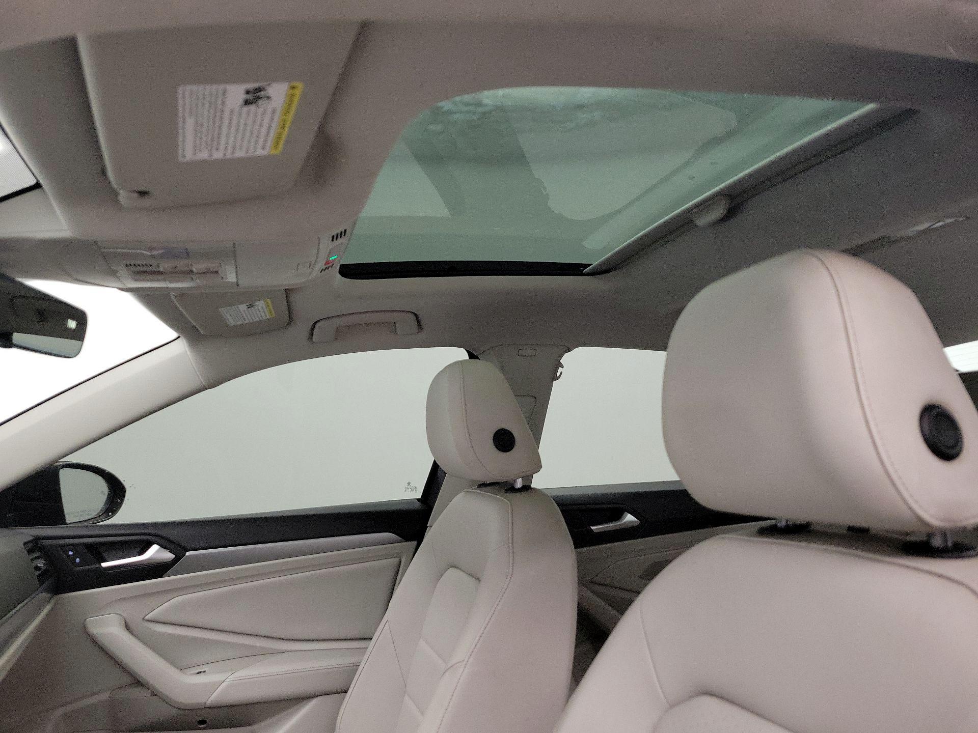 Thumbnail: 2022 Volkswagen Jetta - 19