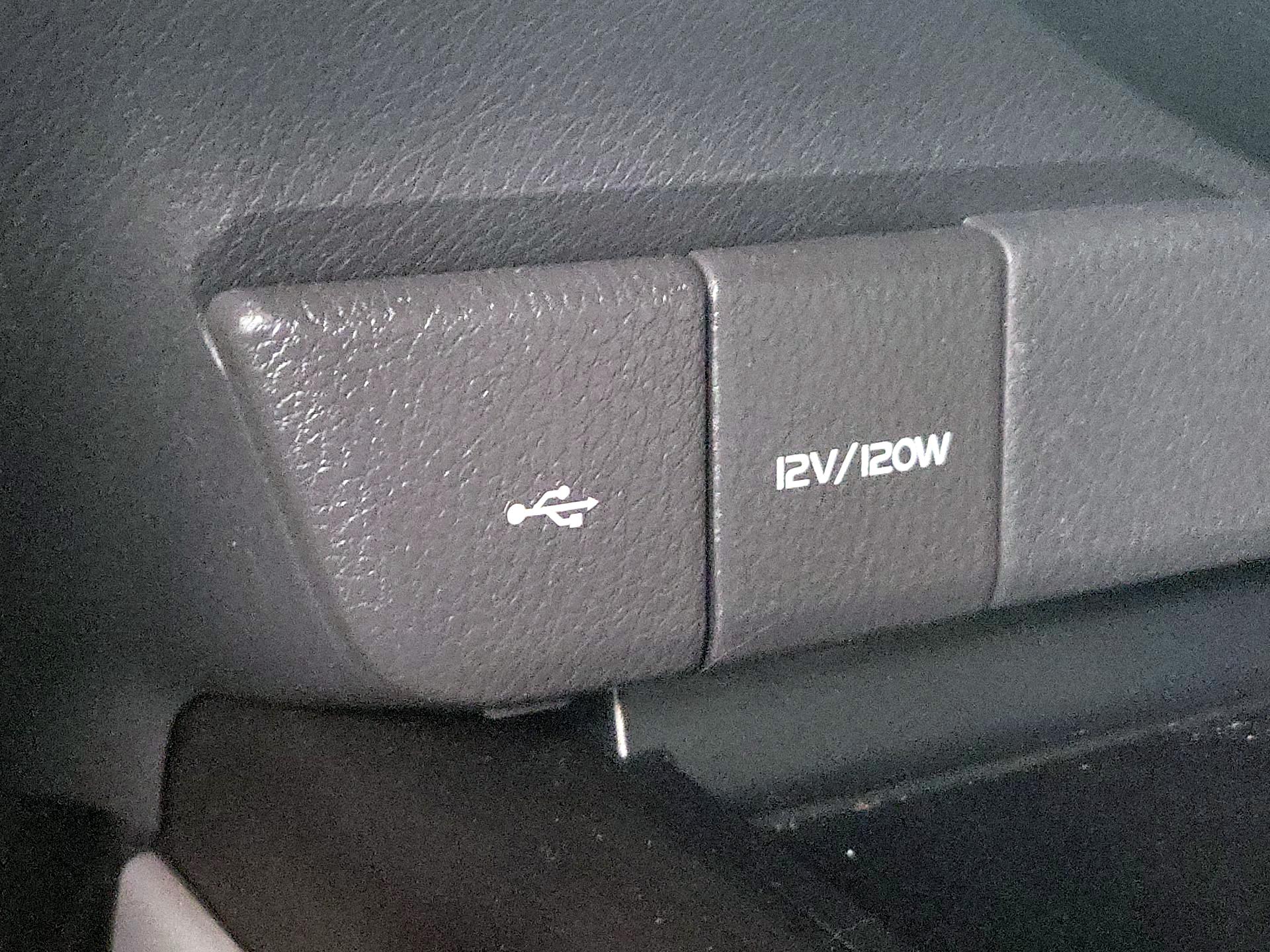 Thumbnail: 2022 Toyota Camry - 18