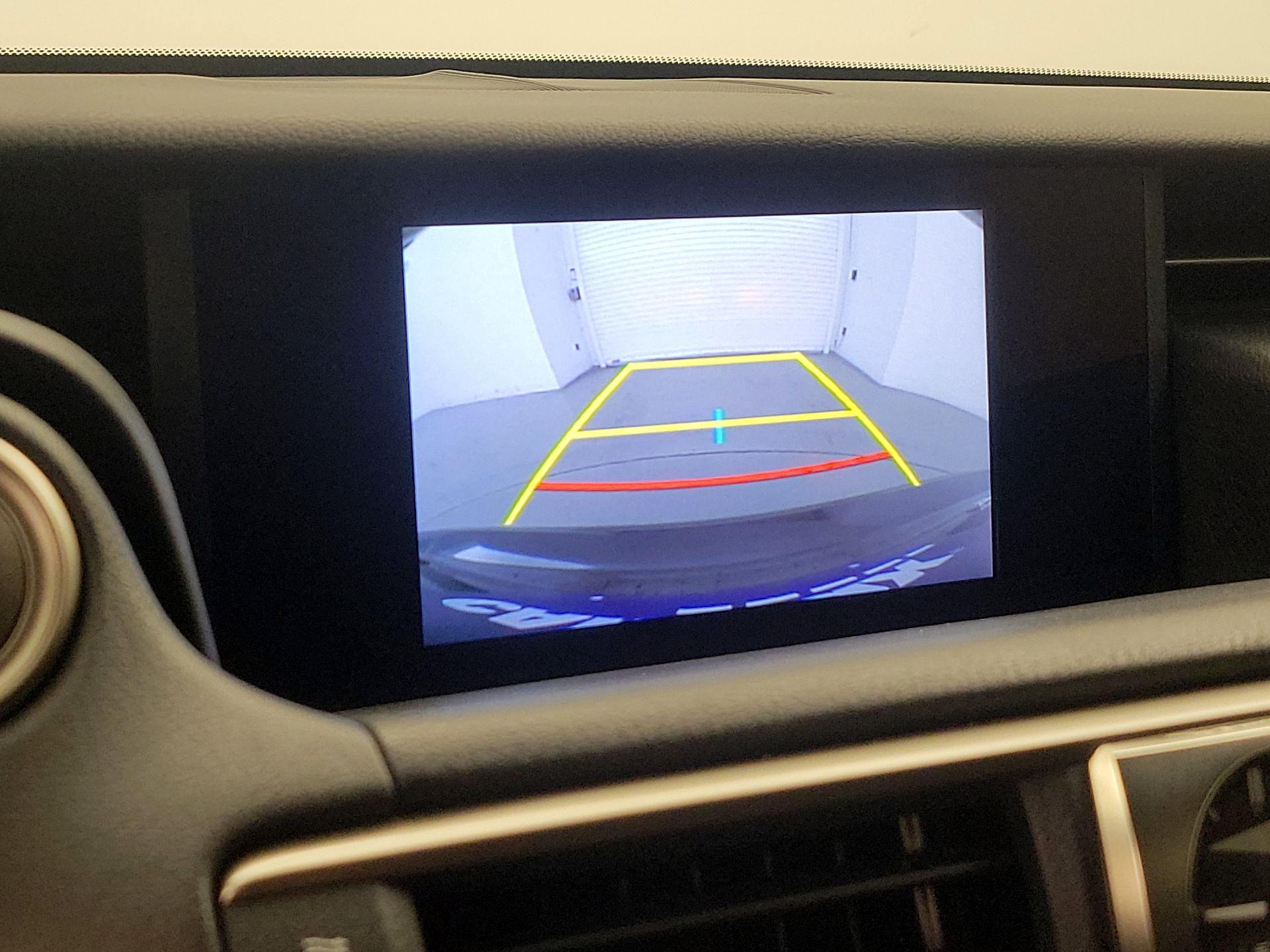 Thumbnail: 2018 Lexus IS - 14