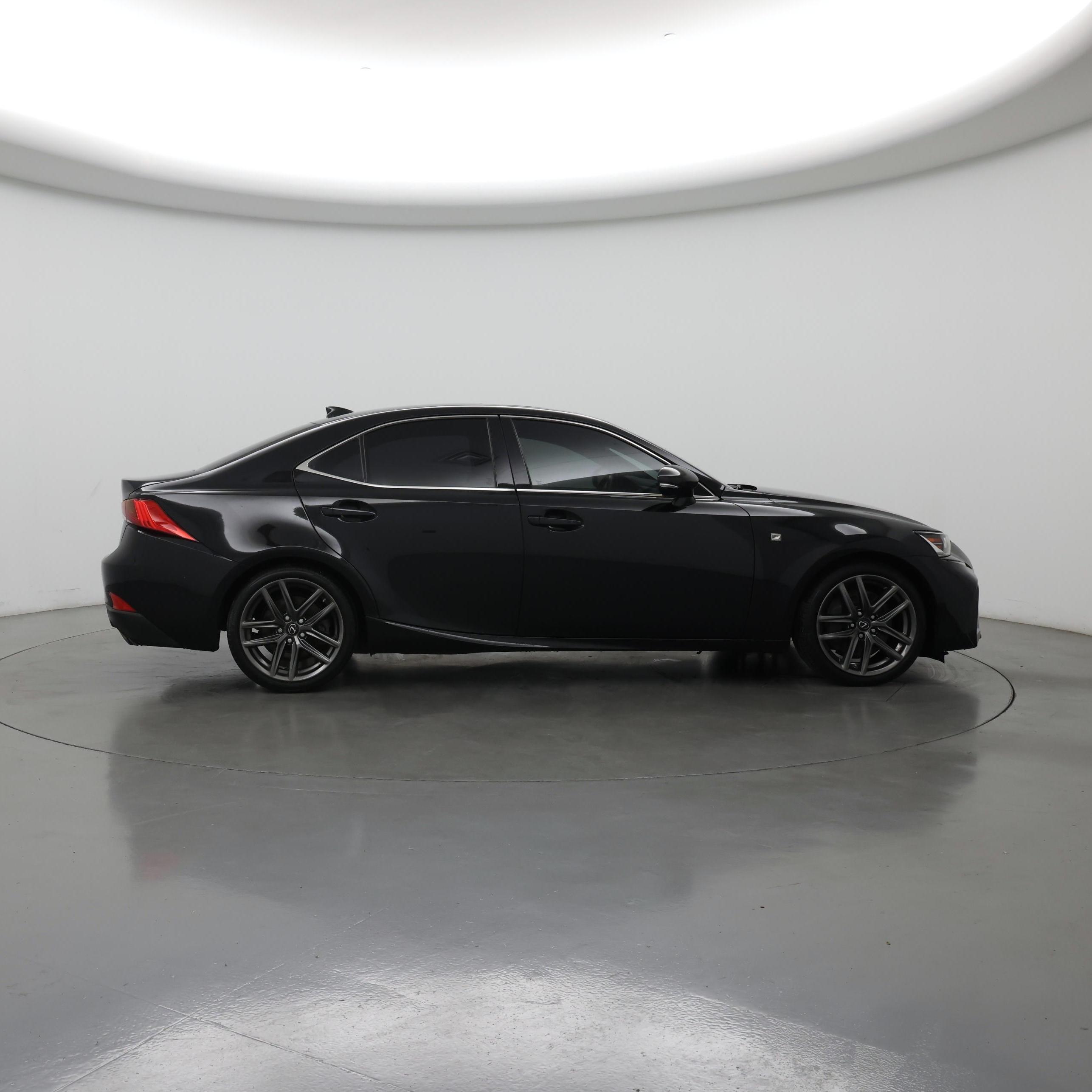 Thumbnail: 2018 Lexus IS - 7