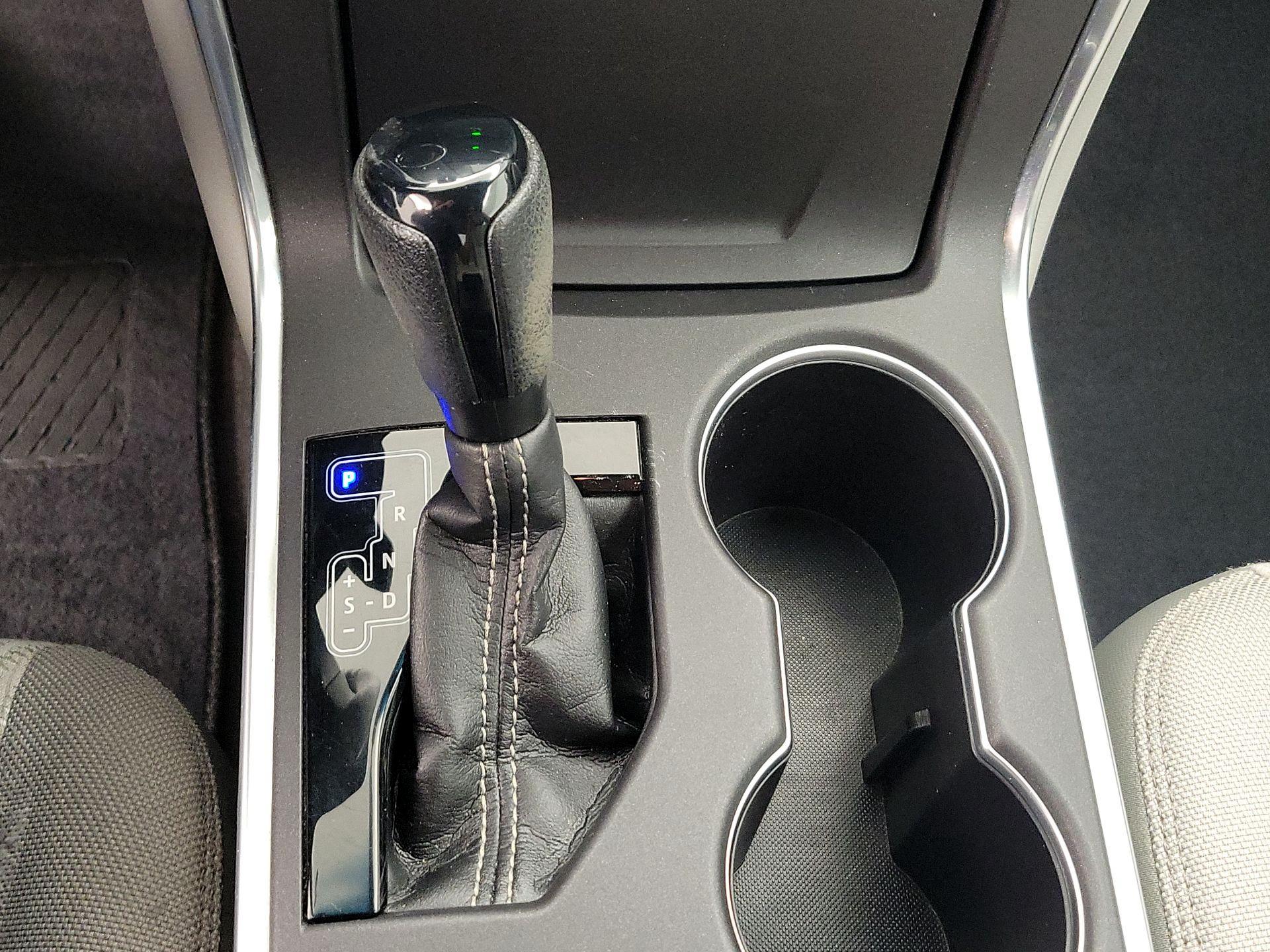 Thumbnail: 2017 Toyota Camry - 17