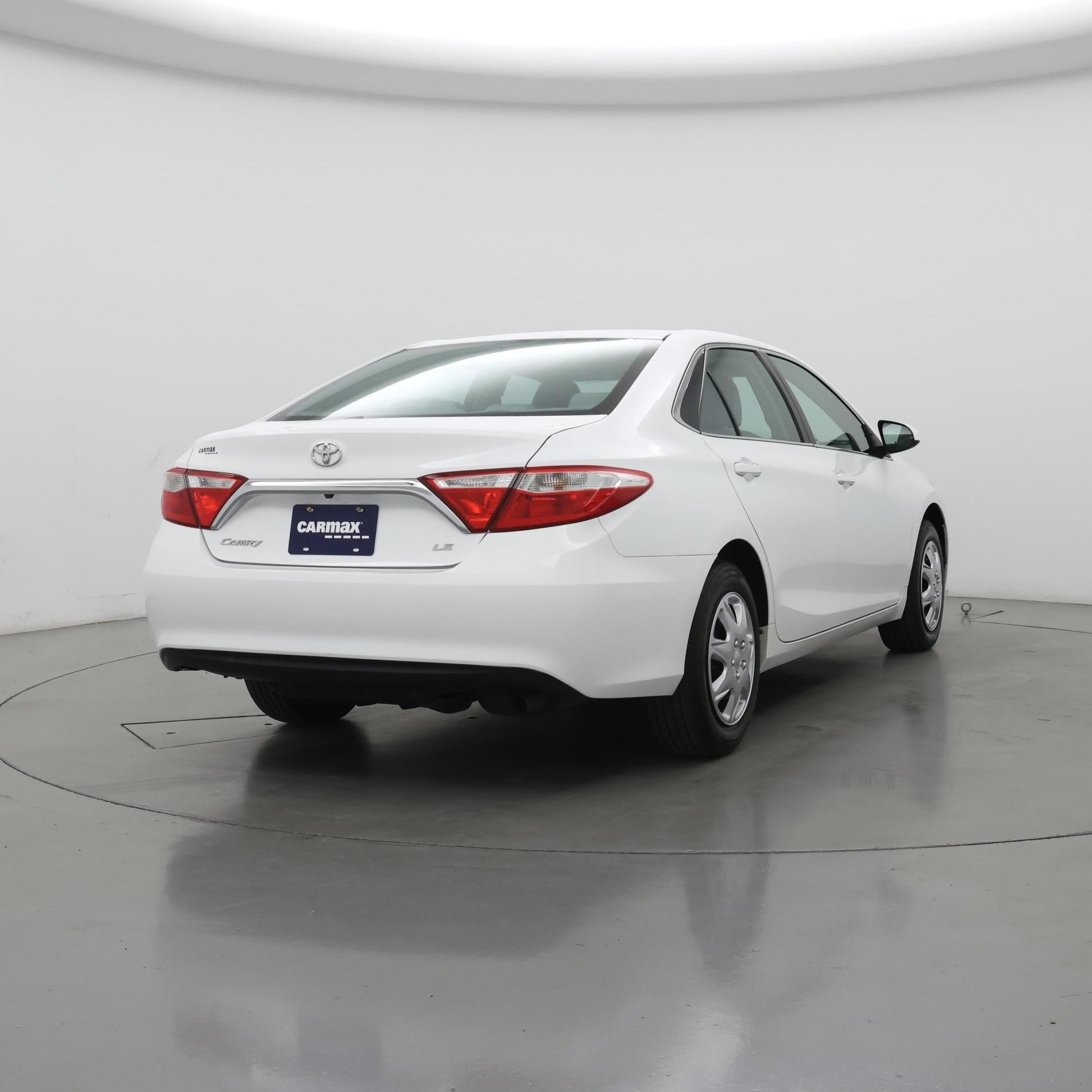 Thumbnail: 2017 Toyota Camry - 8