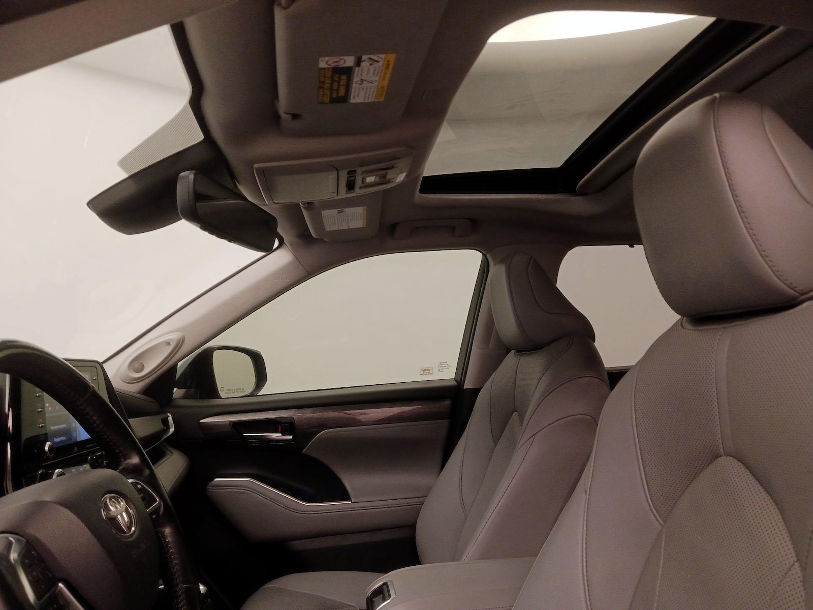 2020 Toyota Highlander Limited - Photo 21
