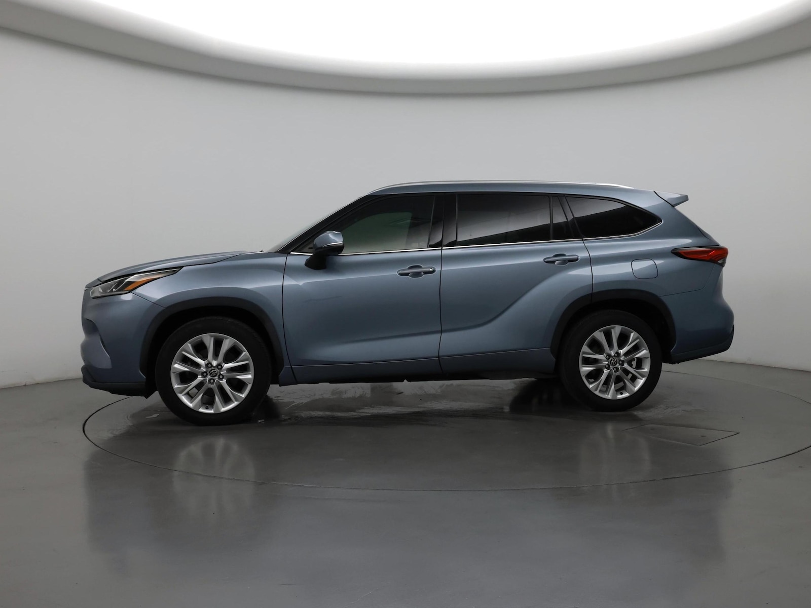2020 Toyota Highlander Limited - Photo 4