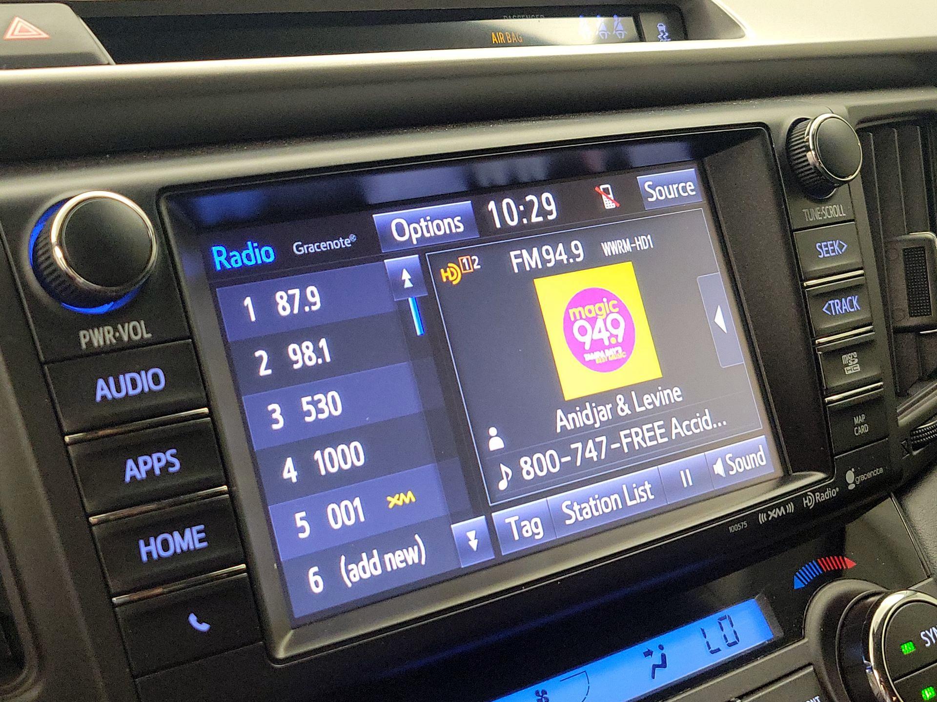 Thumbnail: 2018 Toyota RAV4 - 16