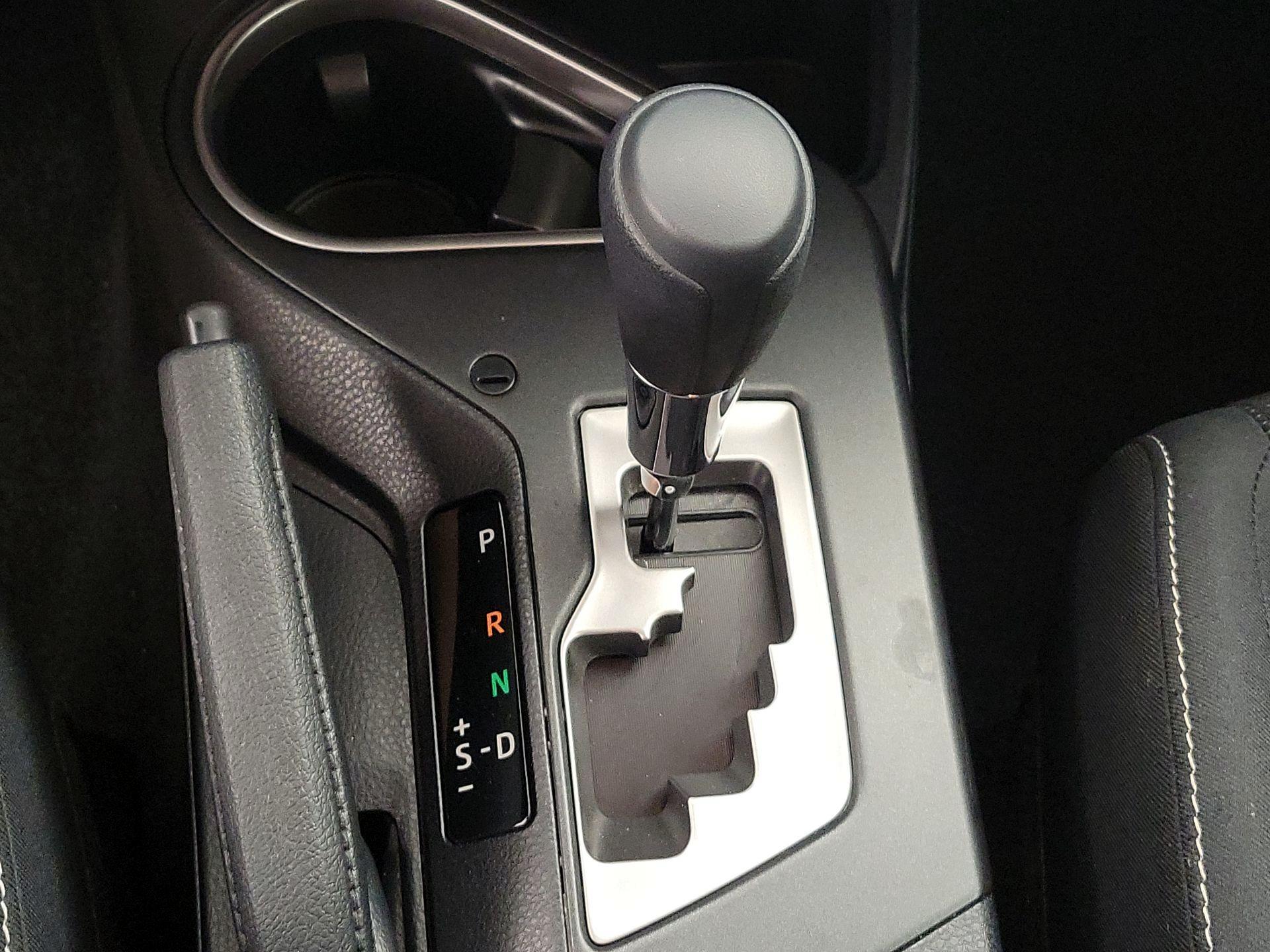 Thumbnail: 2018 Toyota RAV4 - 18