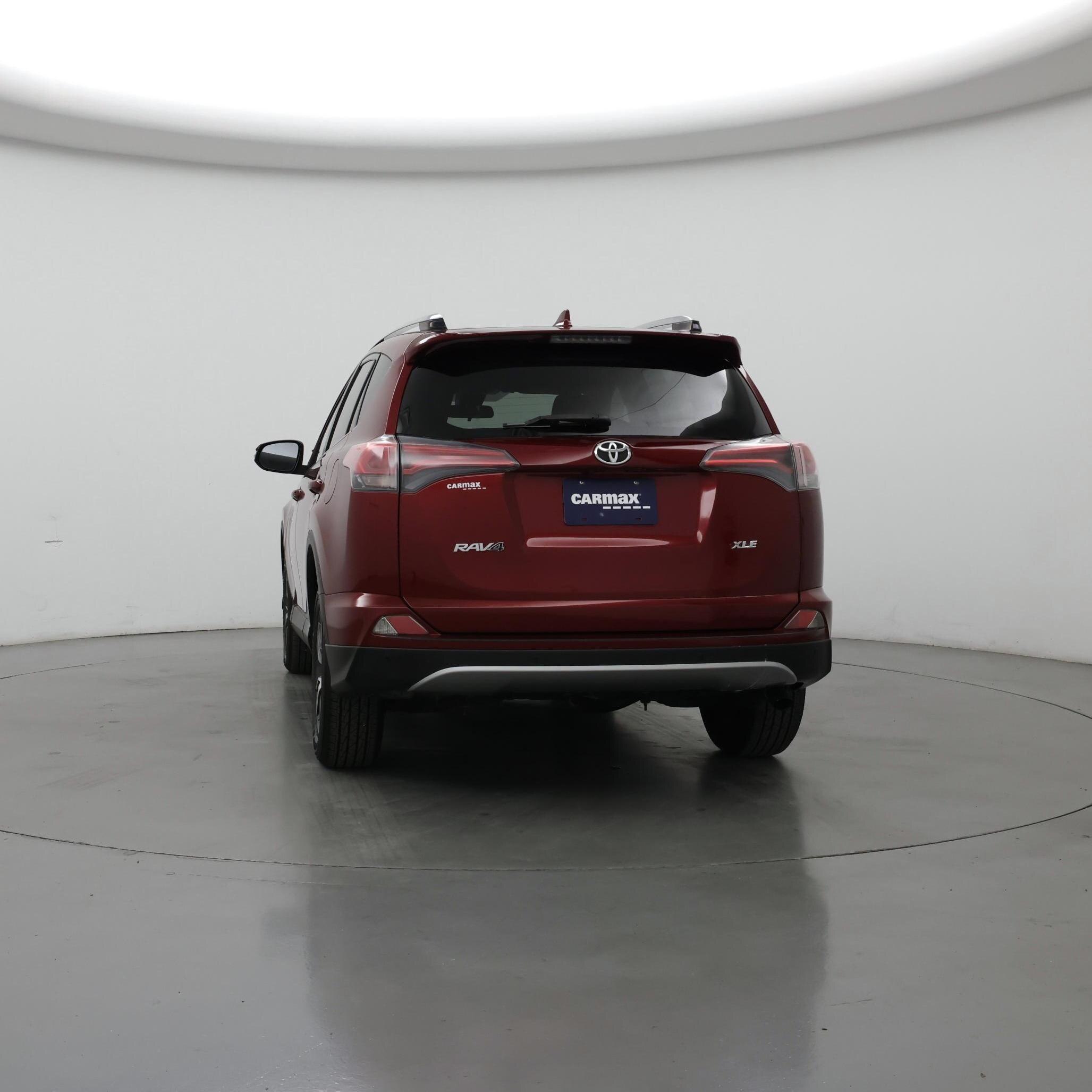 Thumbnail: 2018 Toyota RAV4 - 6