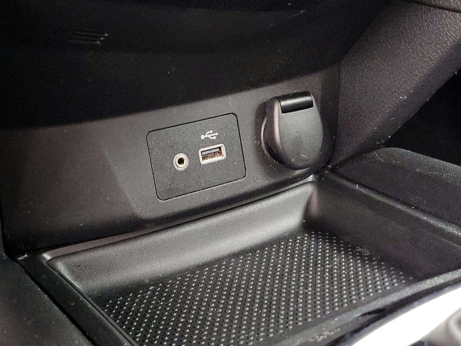 Thumbnail: 2020 Nissan Rogue - 18