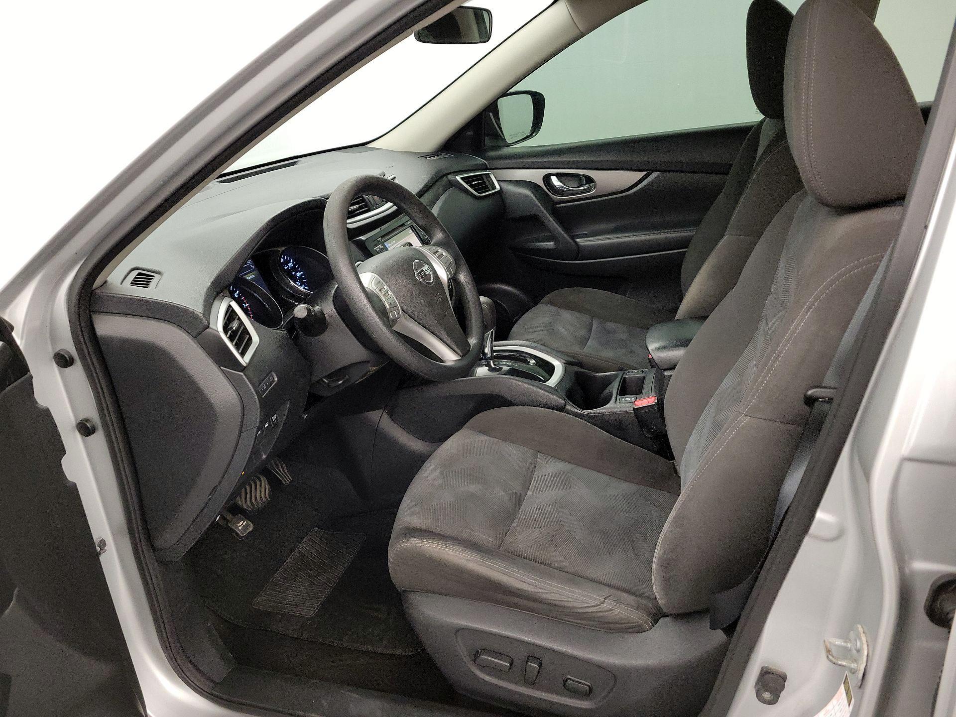 Thumbnail: 2016 Nissan Rogue - 11