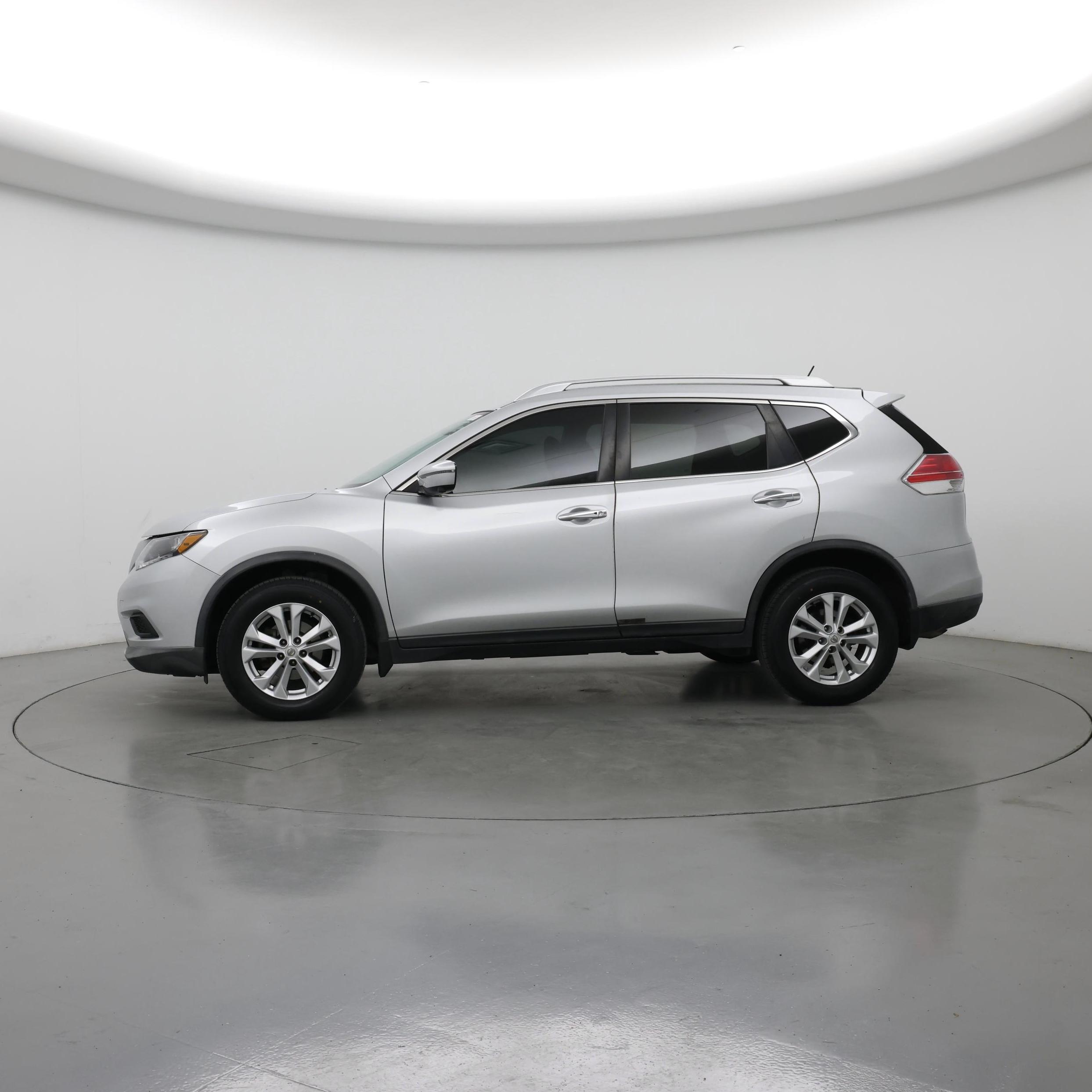 Thumbnail: 2016 Nissan Rogue - 3