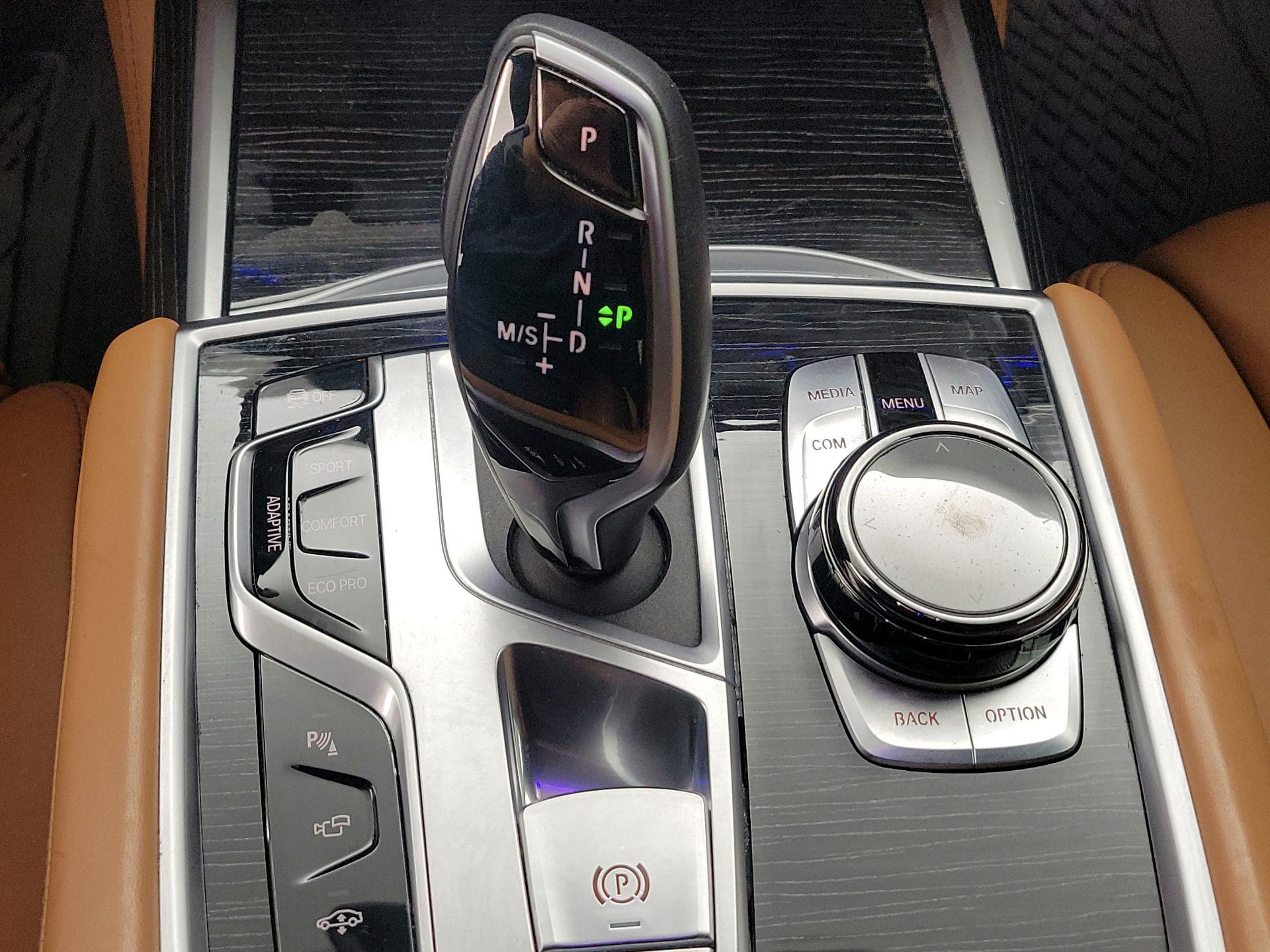 Thumbnail: 2020 BMW 7 Series - 18