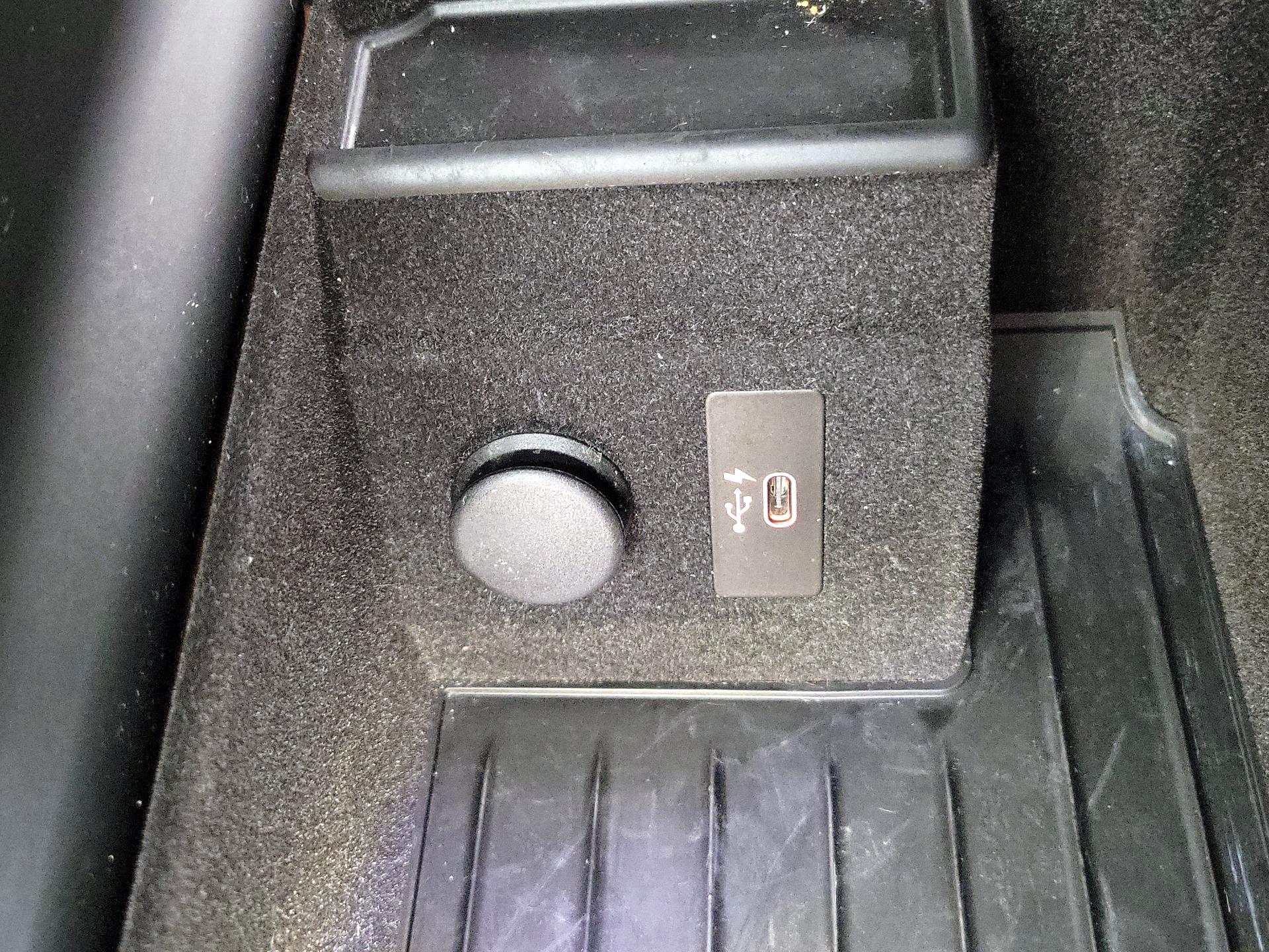 Thumbnail: 2020 BMW 7 Series - 19