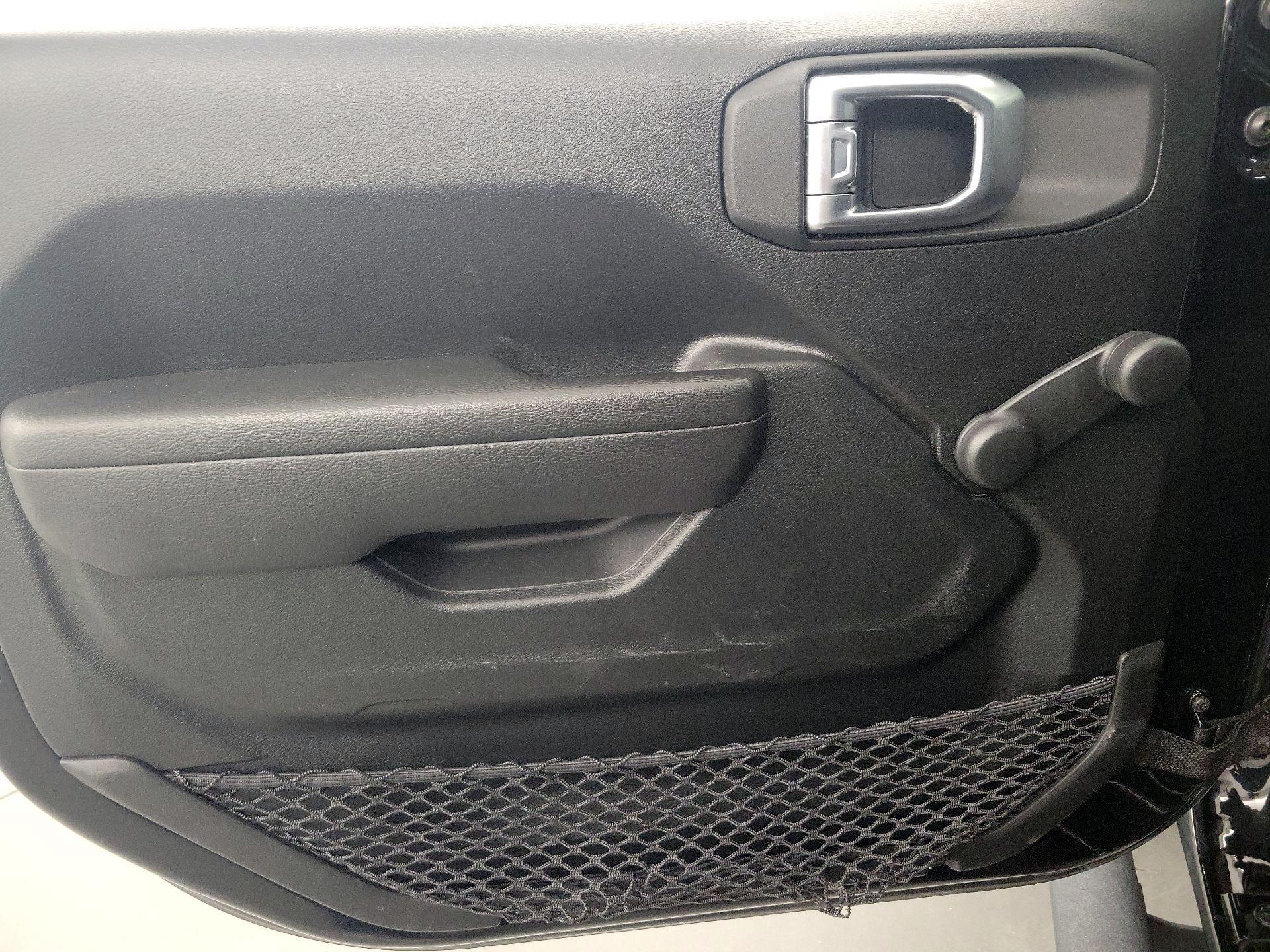 Thumbnail: 2023 Jeep Gladiator - 12