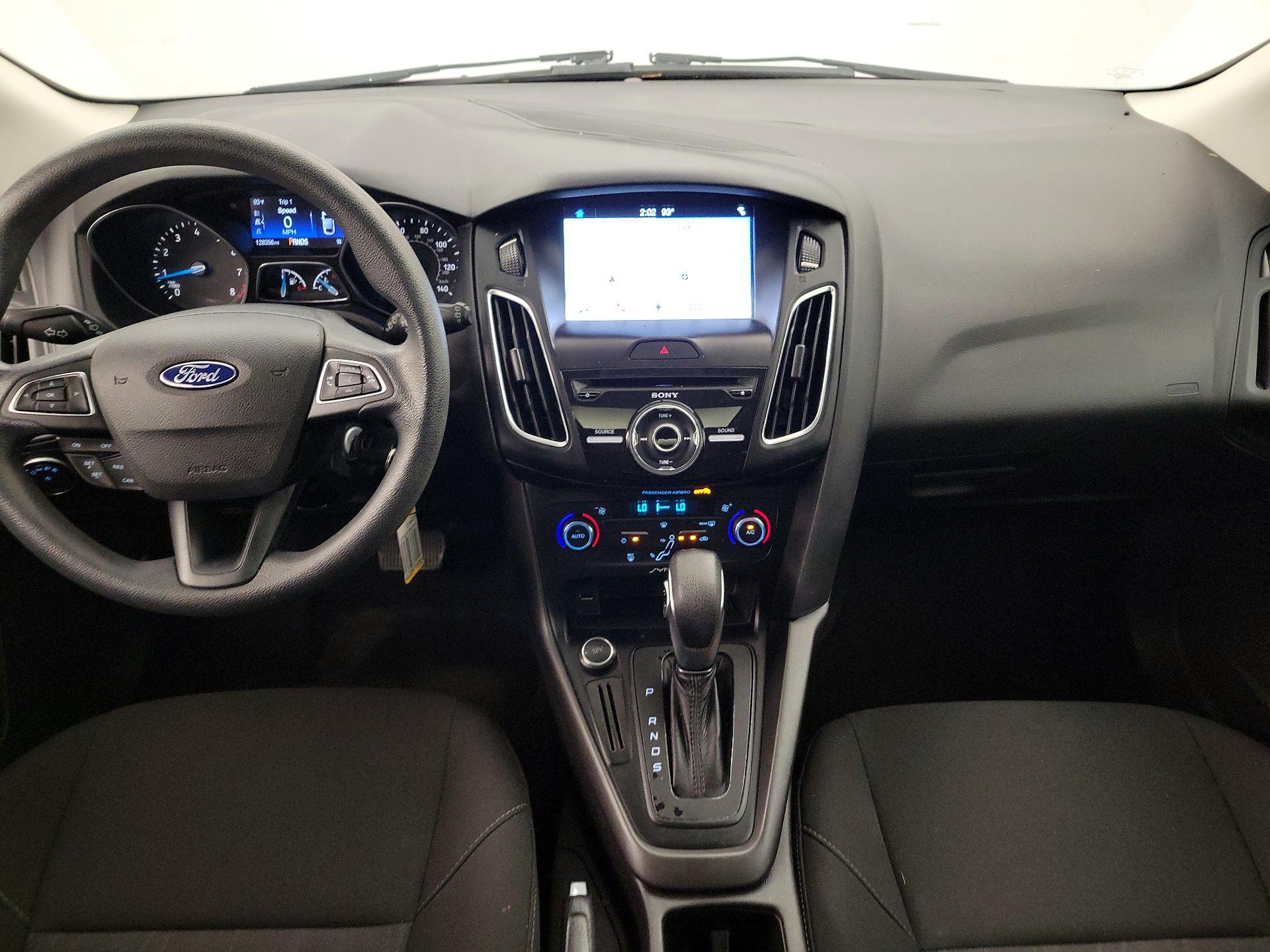 Thumbnail: 2017 Ford Focus - 9