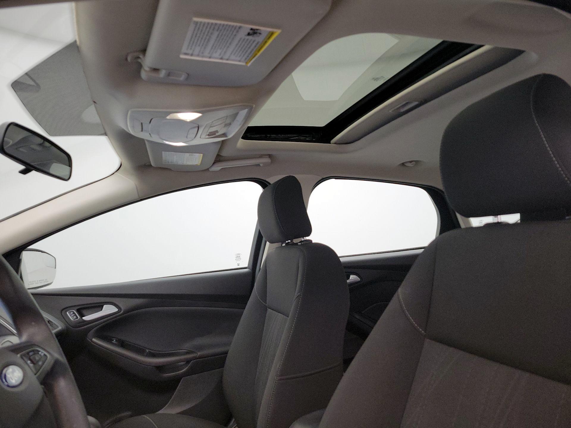 Thumbnail: 2017 Ford Focus - 20