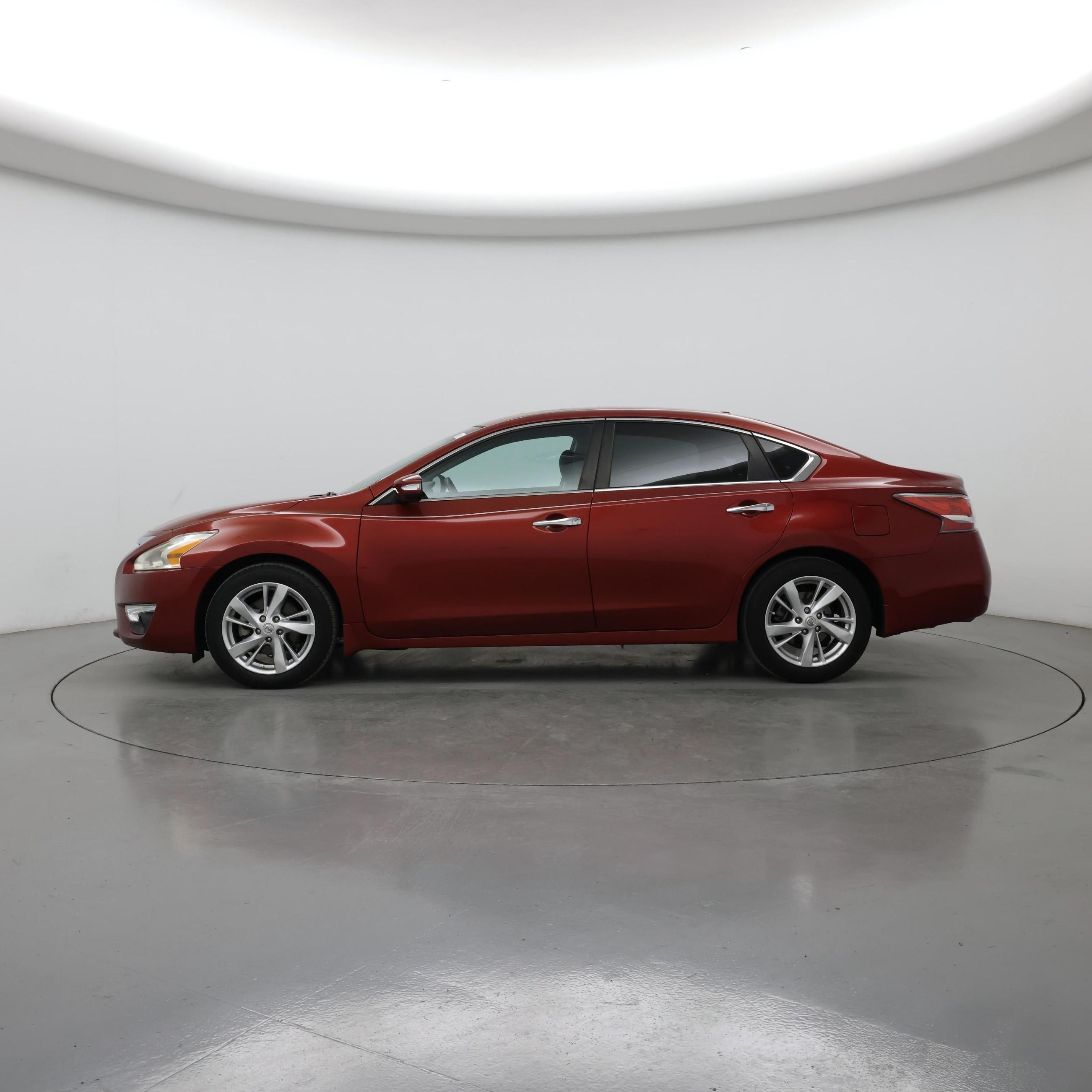 Thumbnail: 2015 Nissan Altima - 3