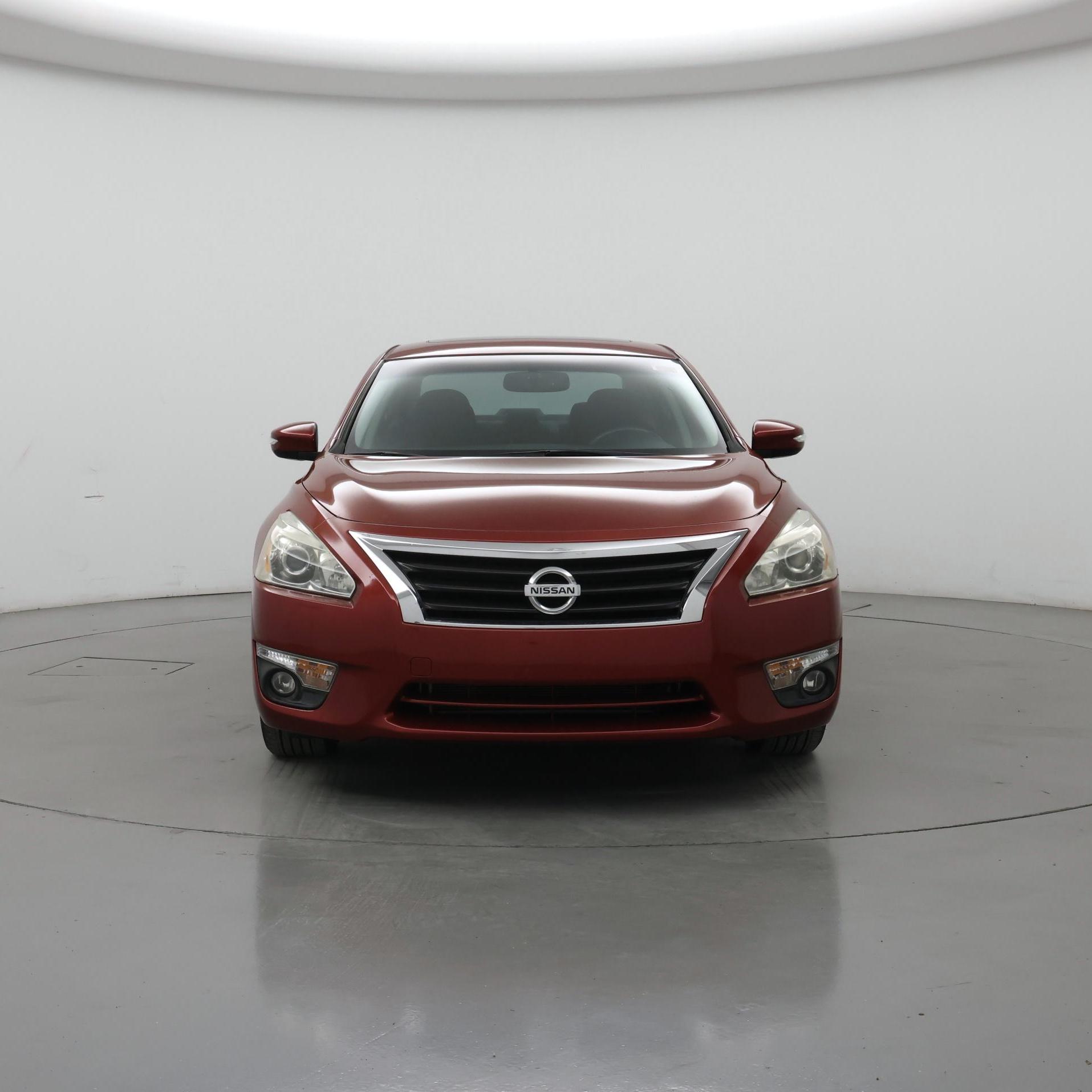 Thumbnail: 2015 Nissan Altima - 5