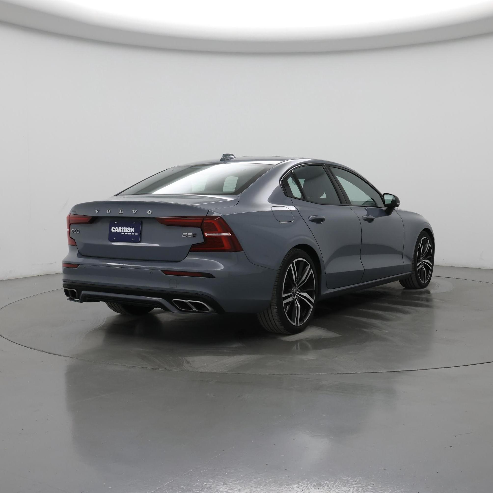Thumbnail: 2022 Volvo S60 - 8