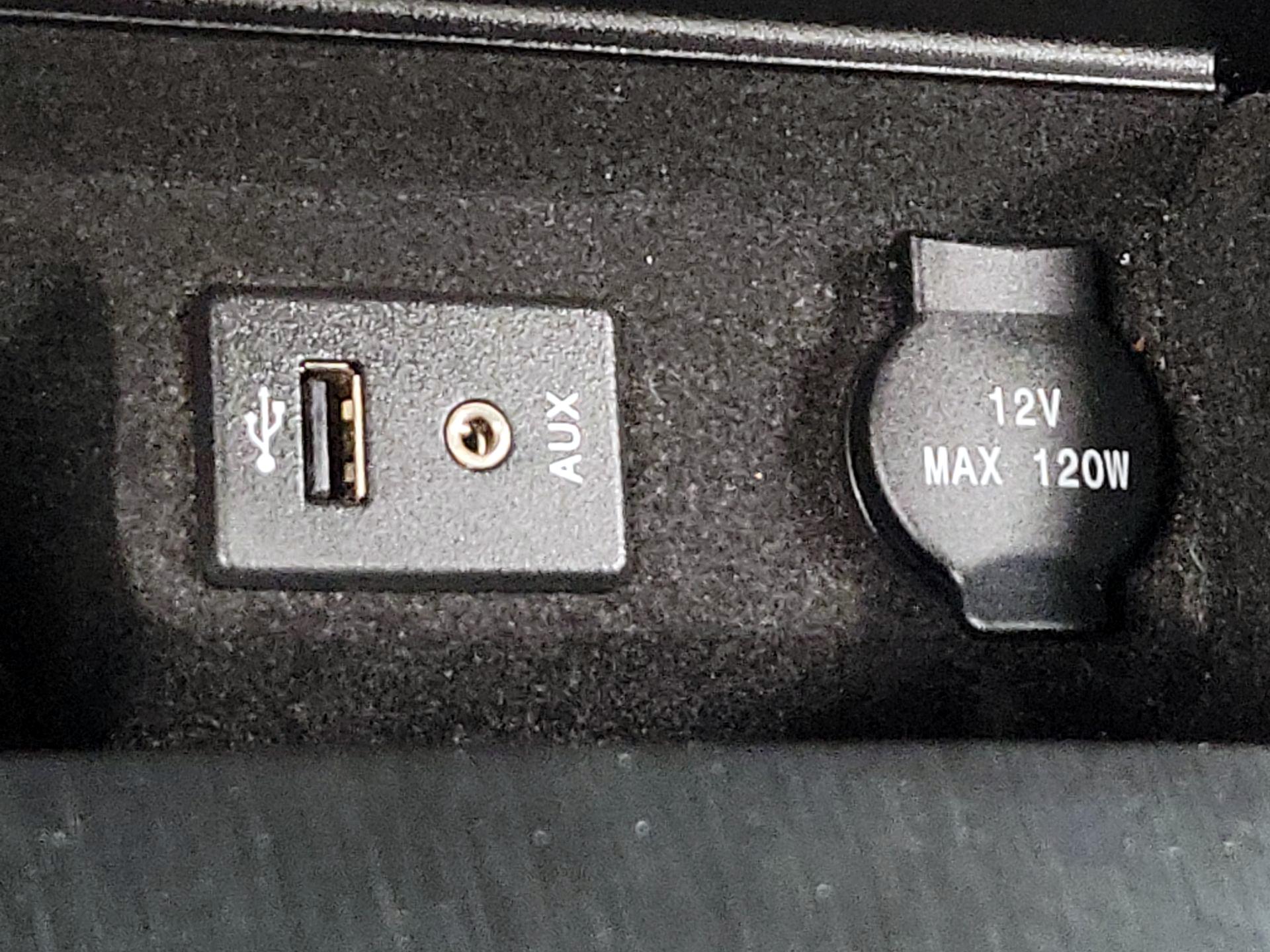 Thumbnail: 2014 Nissan Altima - 18