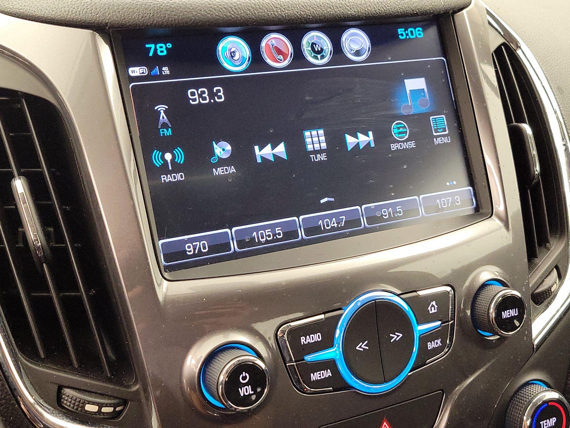 Thumbnail: 2018 Chevrolet Cruze - 15